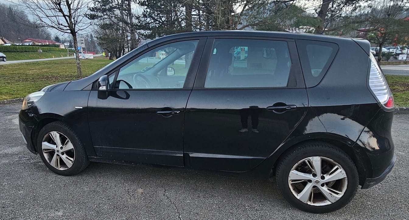 Renault Scenic 1.5 DCI avec GPS