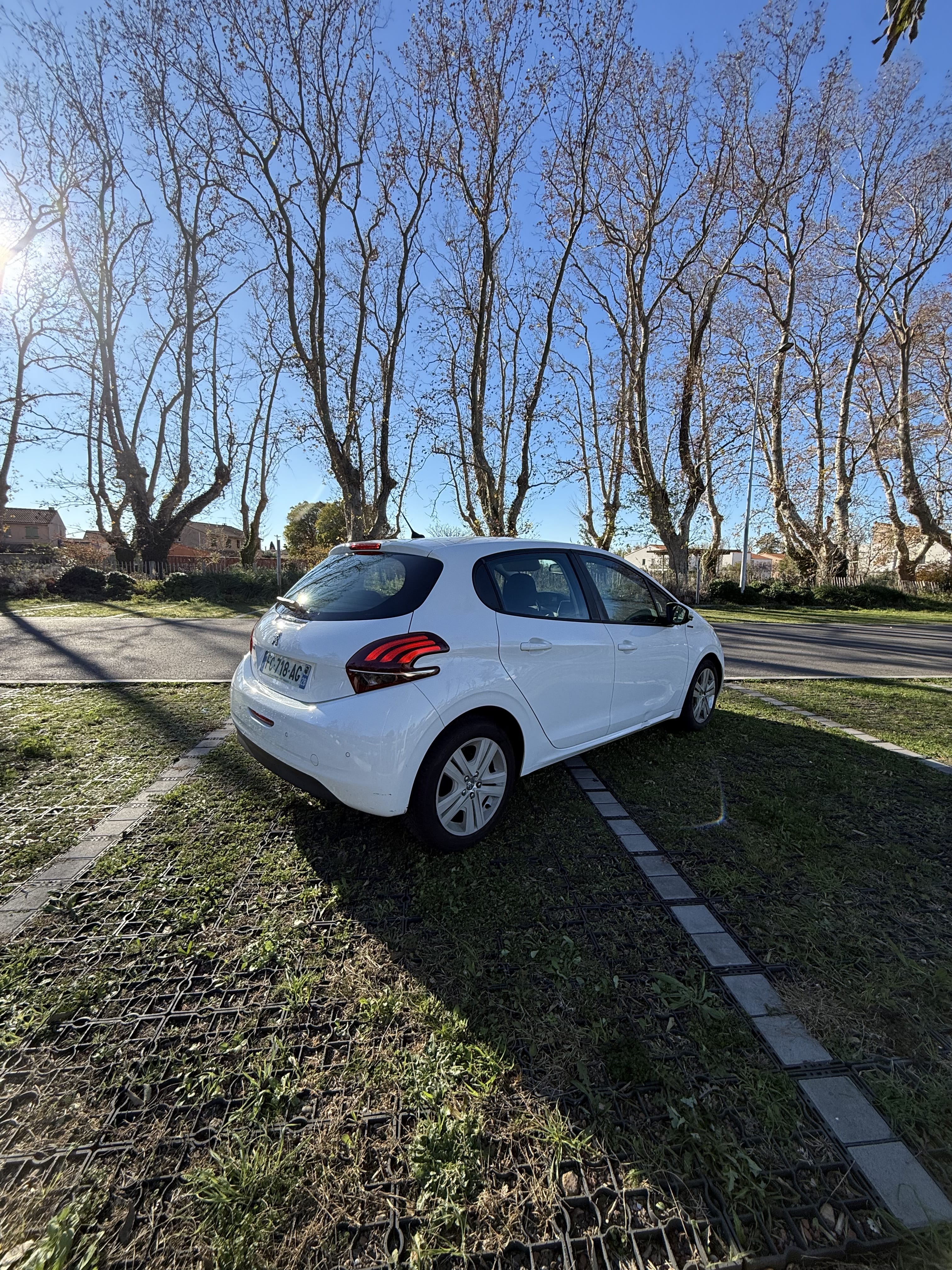 Peugeot 208 avec Audio Bluetooth