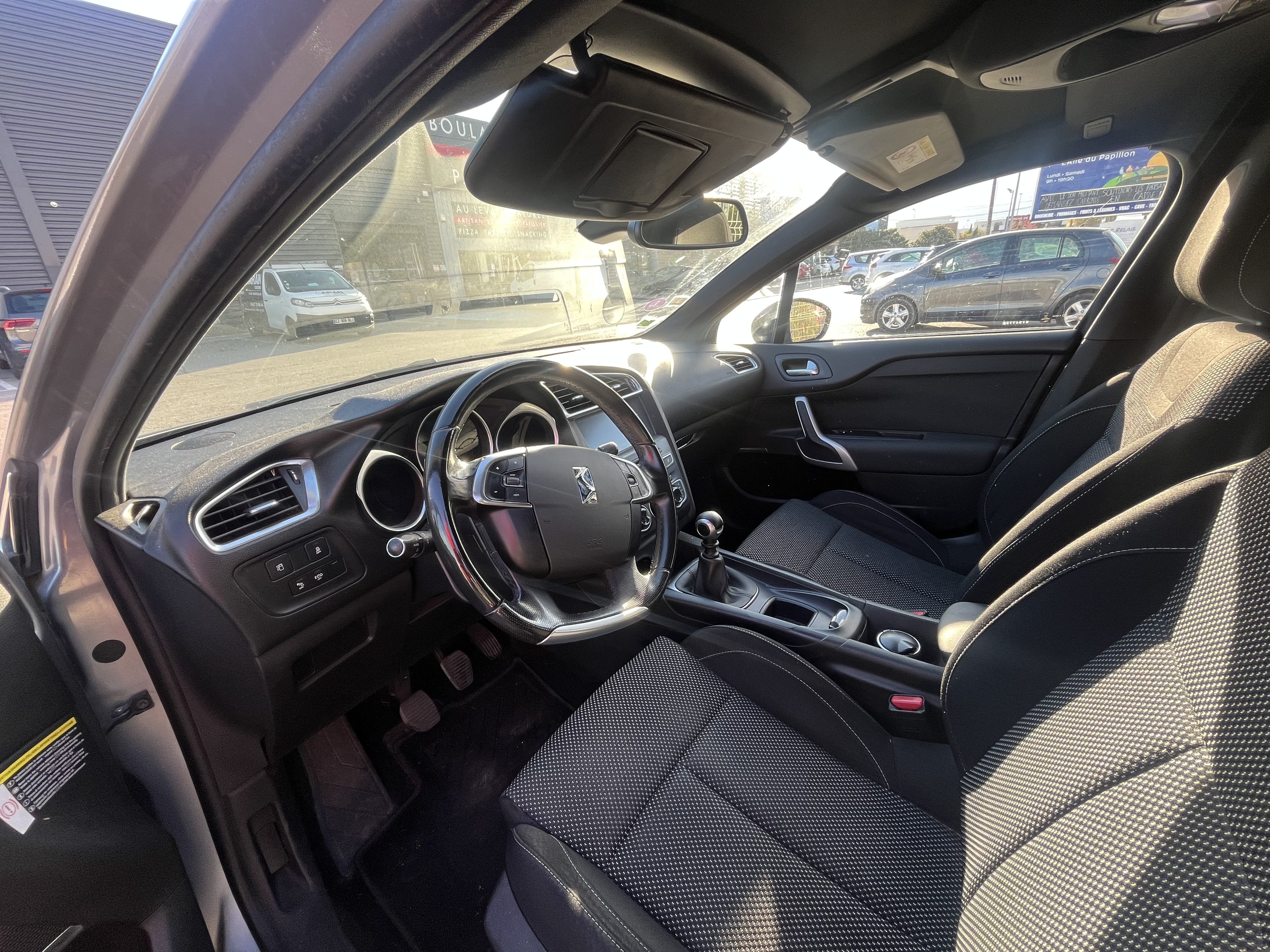 DS 4