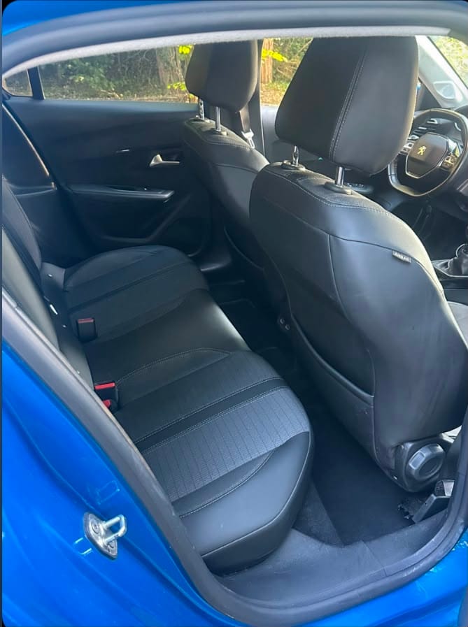 Peugeot 208 avec Régulateur de vitesse