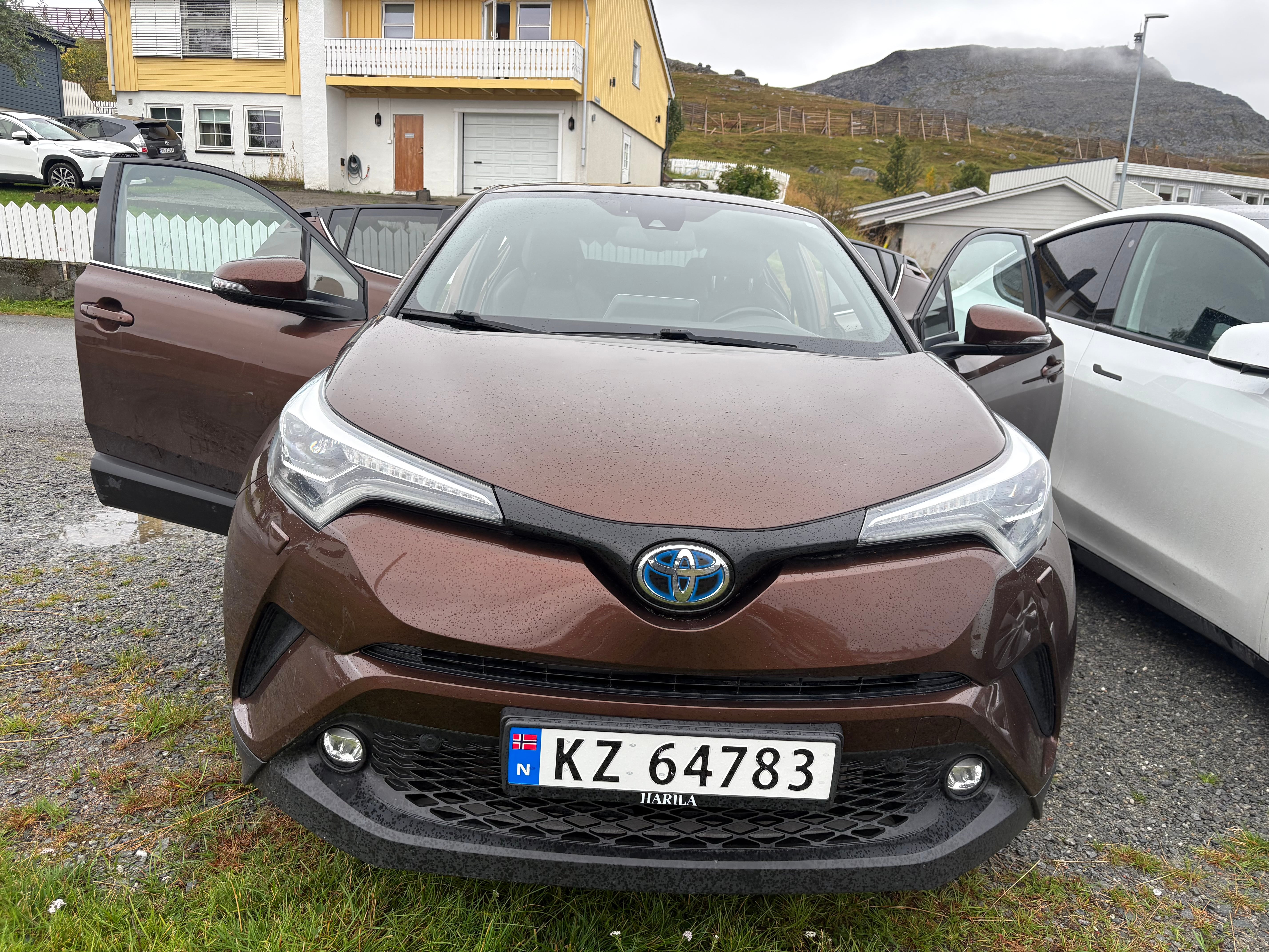 Toyota C-HR Hybrid, 2017, Blyfri 95, automatisk