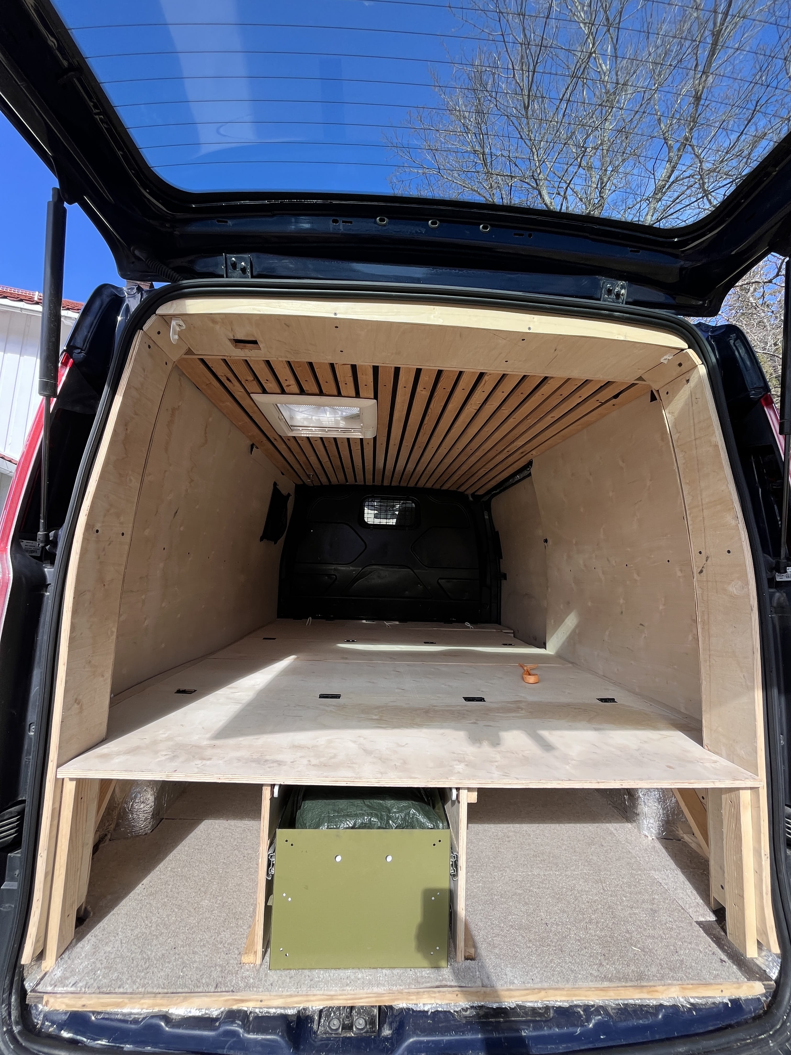 Ford Transit Custom Varebil med Snøkjettinger