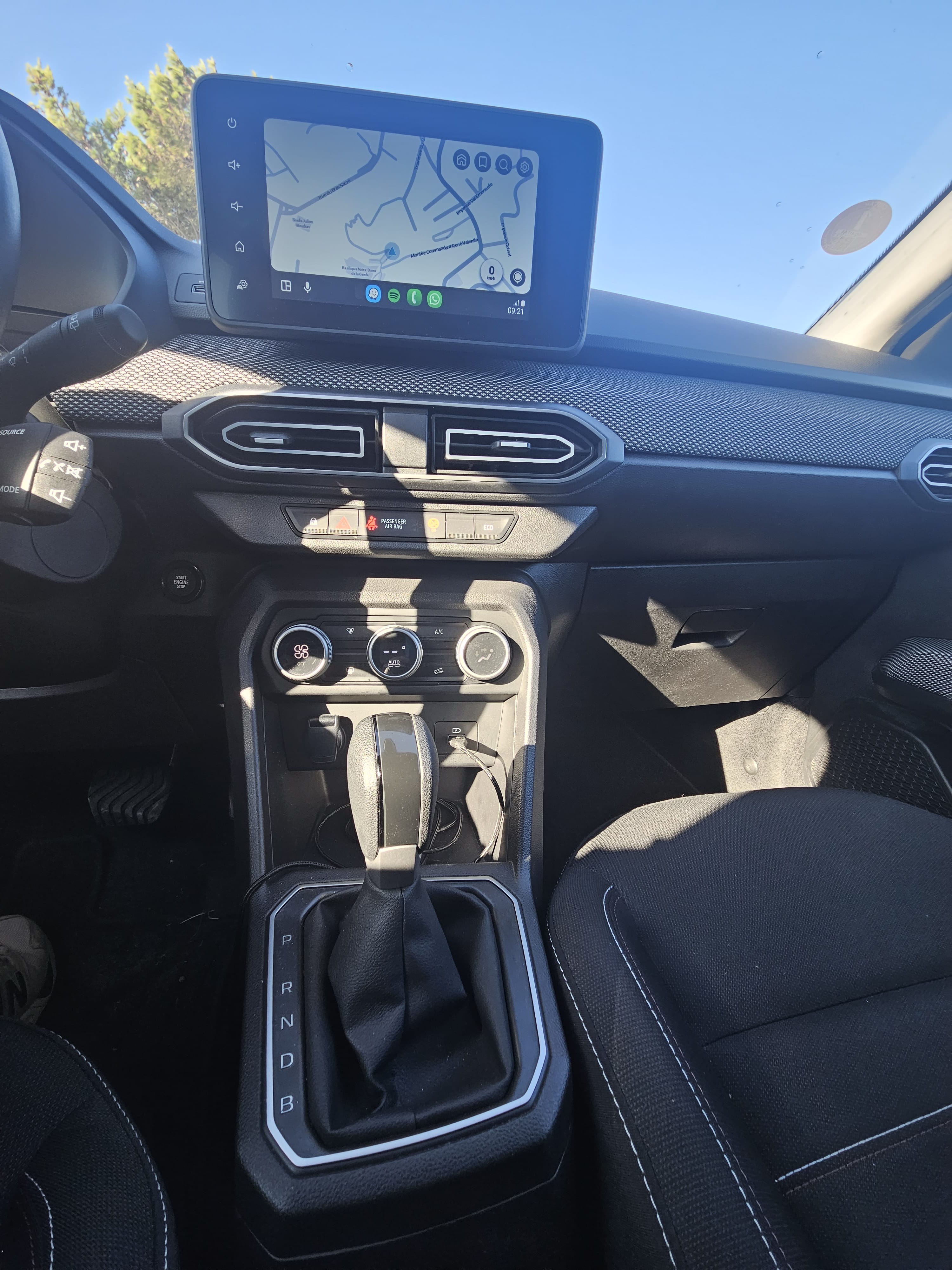Dacia Jogger  Hybride 2023 – 7 places modulable et économique avec GPS