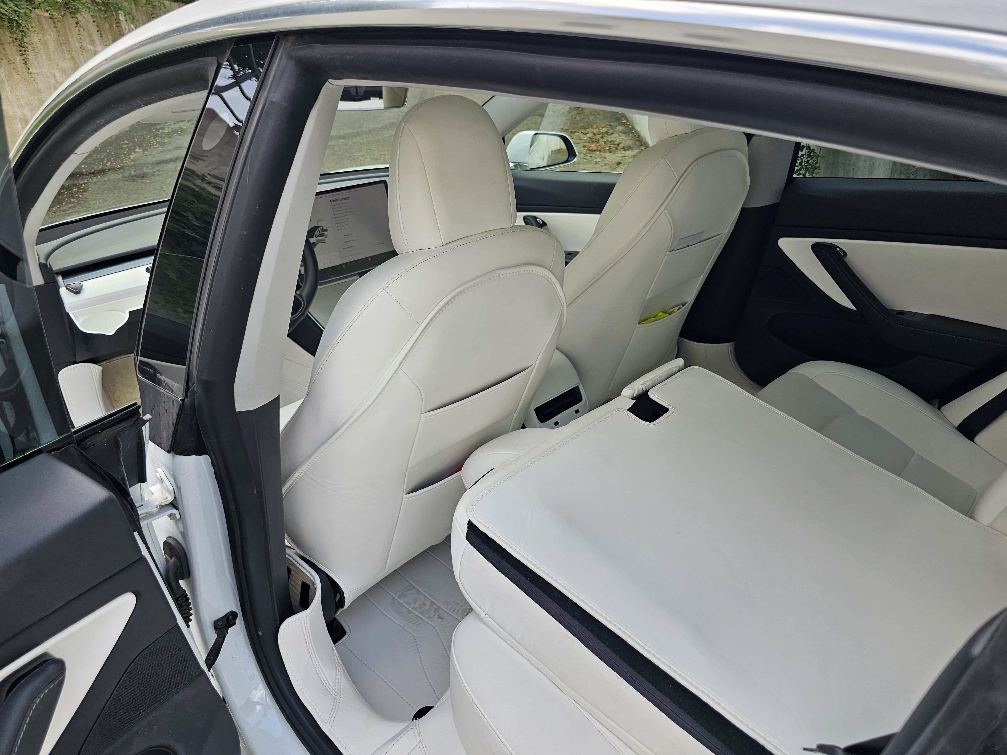 Tesla Model 3 LR AWD avec Porte-vélos