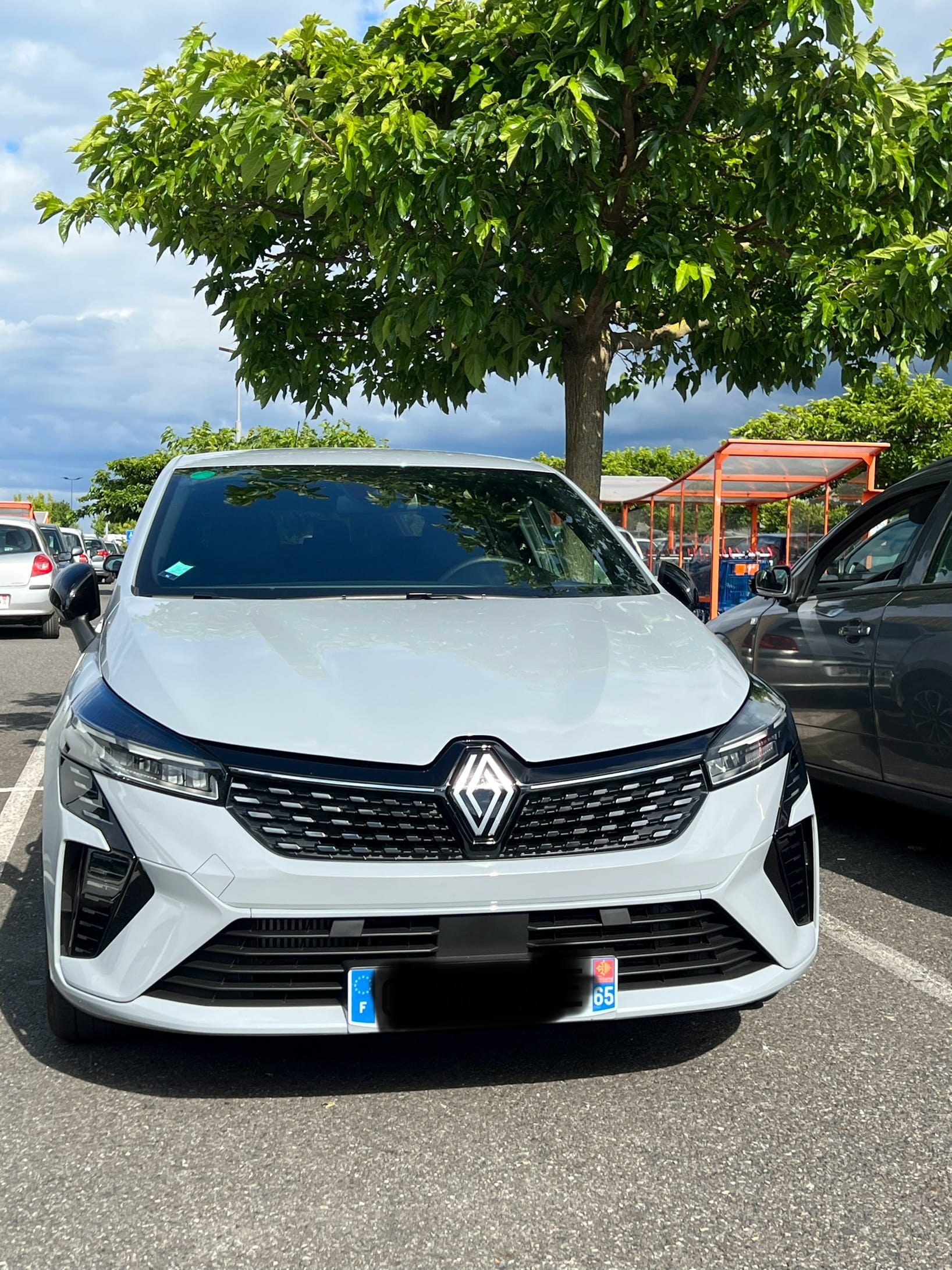 Renault Clio, 2024, Essence 95