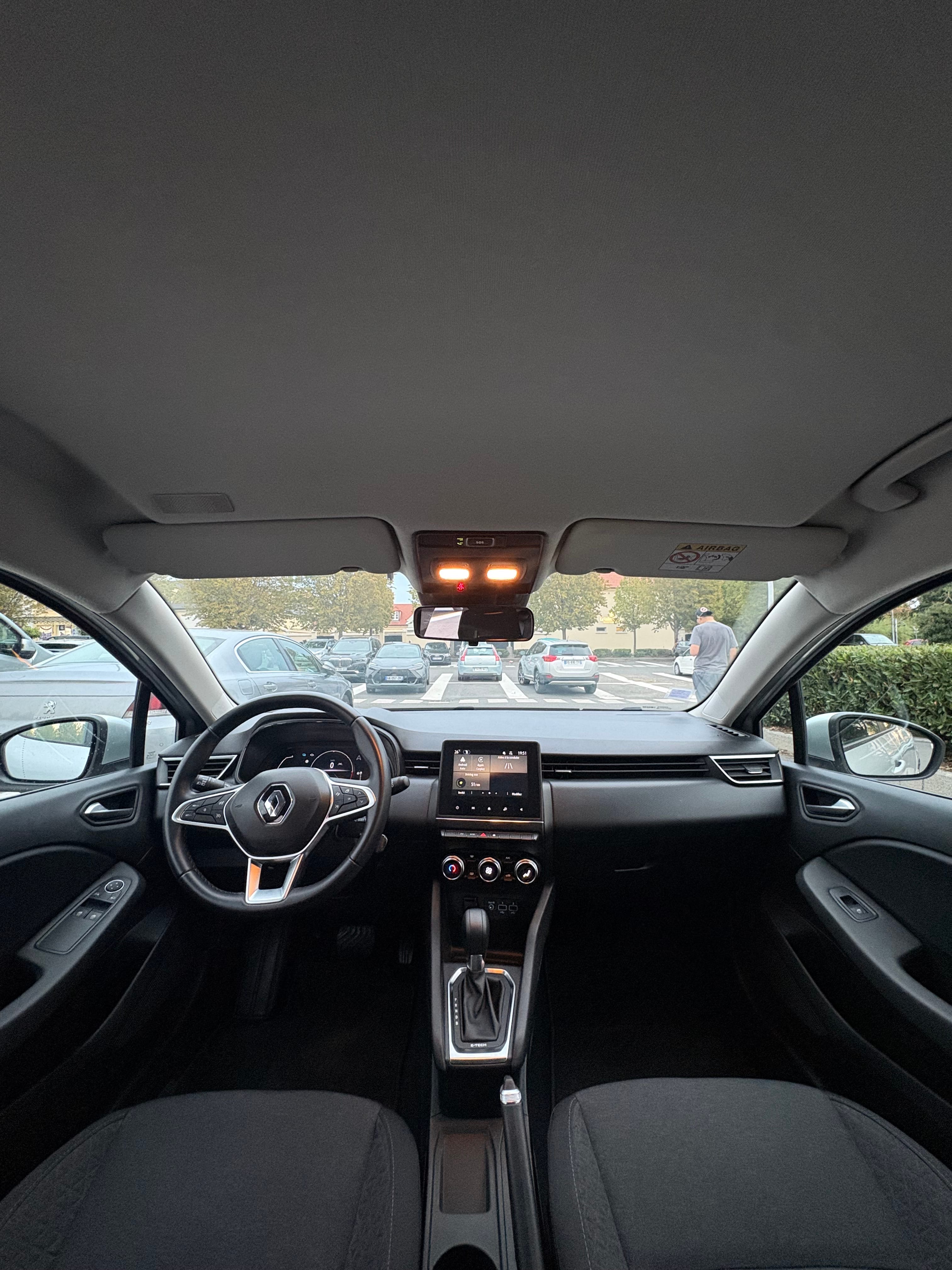 Renault Clio E-tech avec Régulateur de vitesse