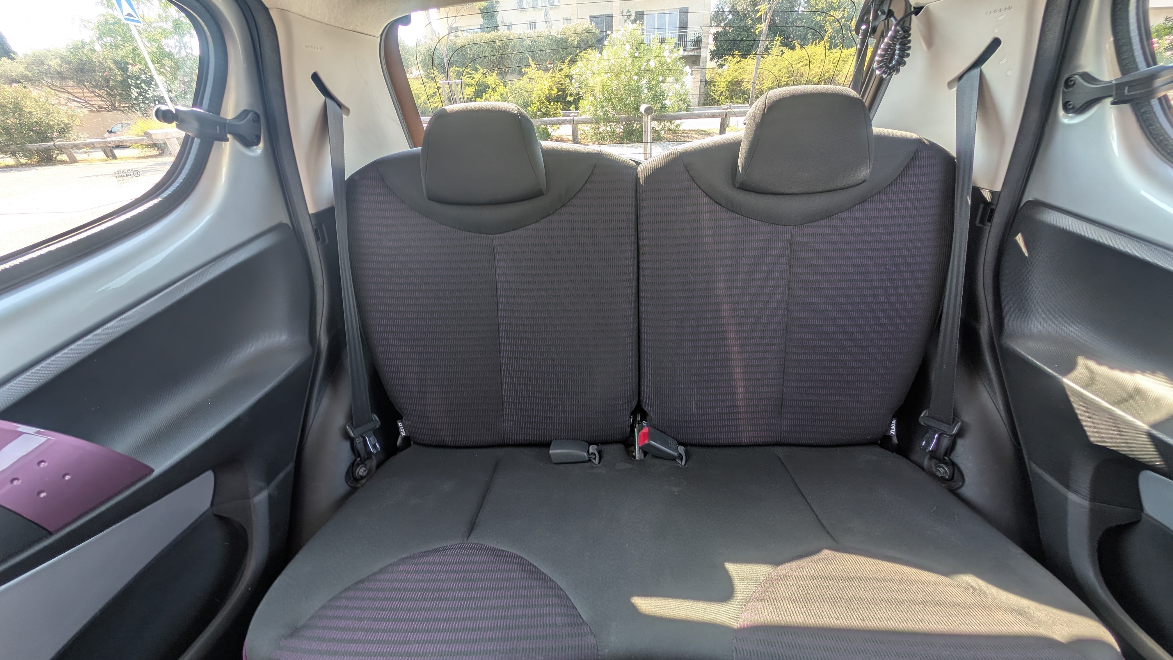 Peugeot 107 avec Autoradio