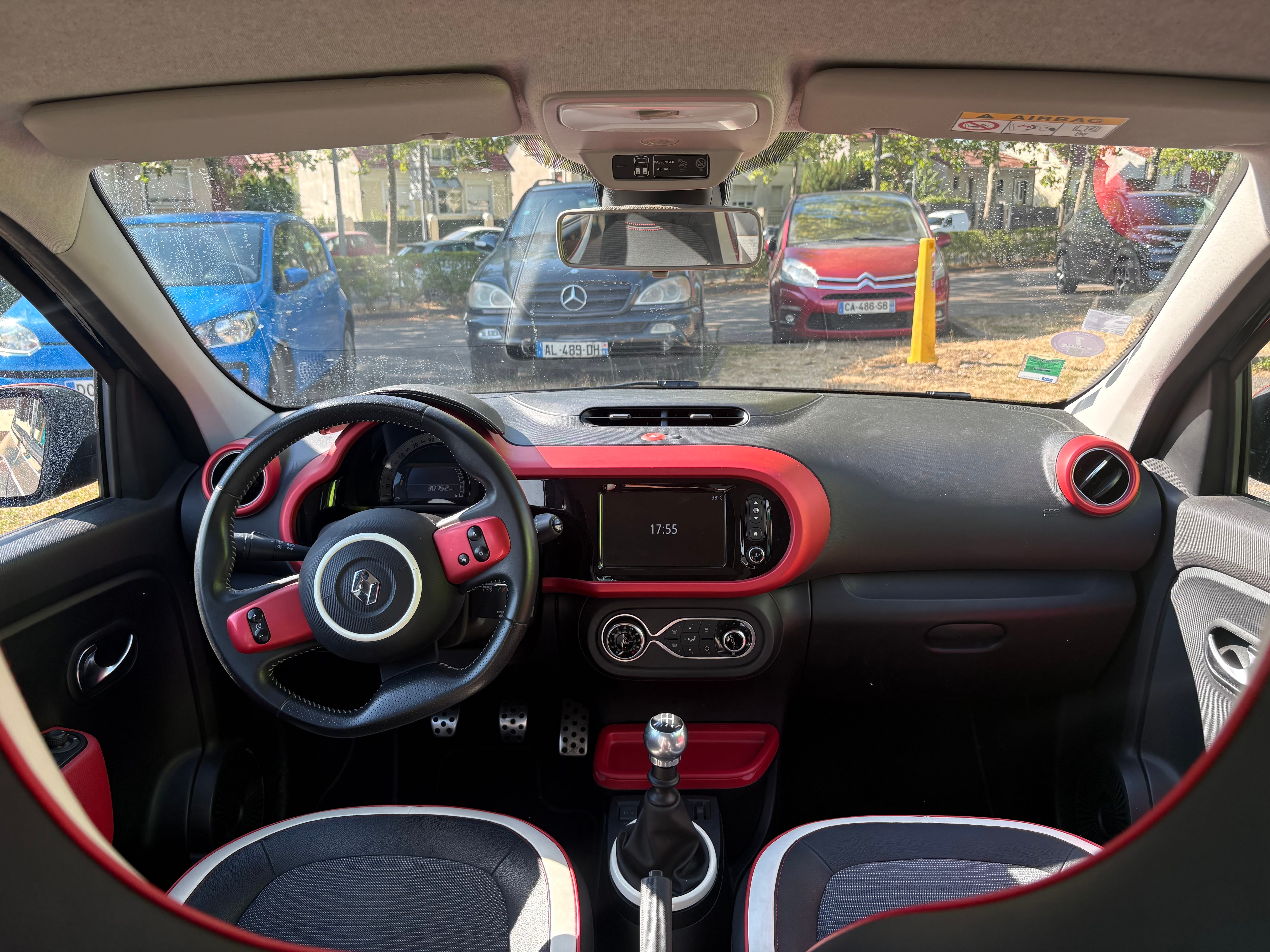 Renault Twingo III avec GPS