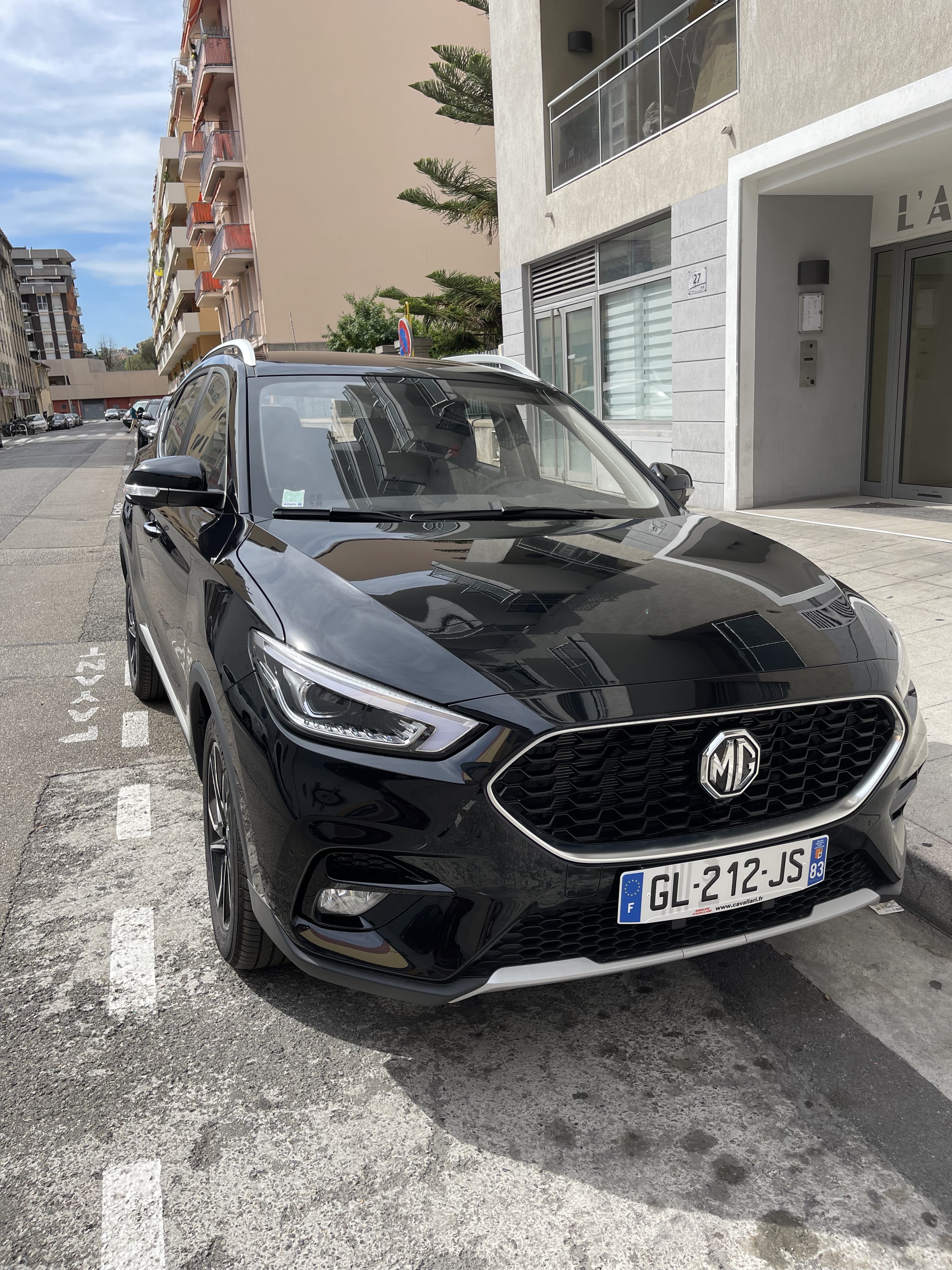 Mg ZS, 2022, Essence 95
