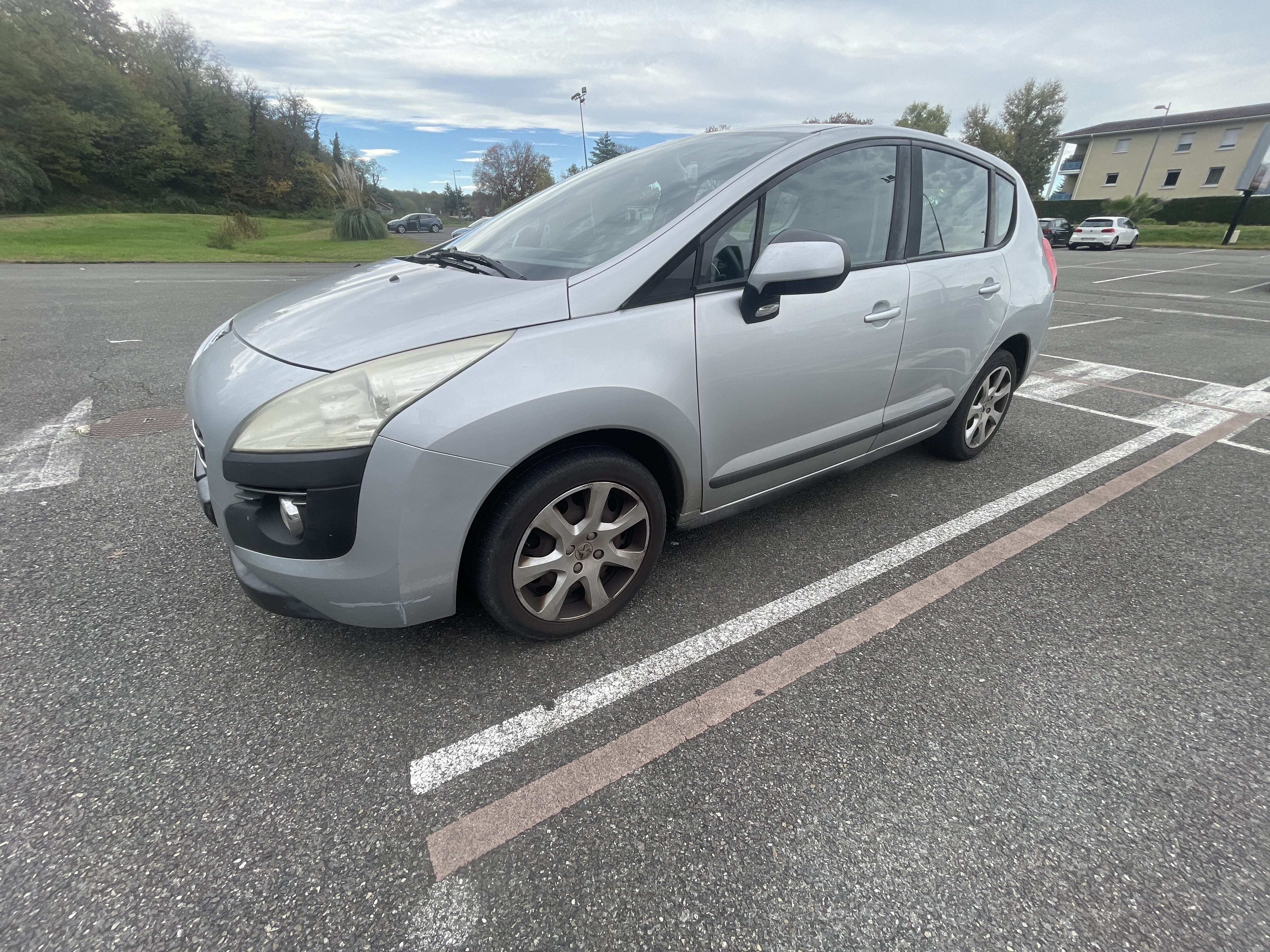 Peugeot 3008, 2011, Diesel, automatique
