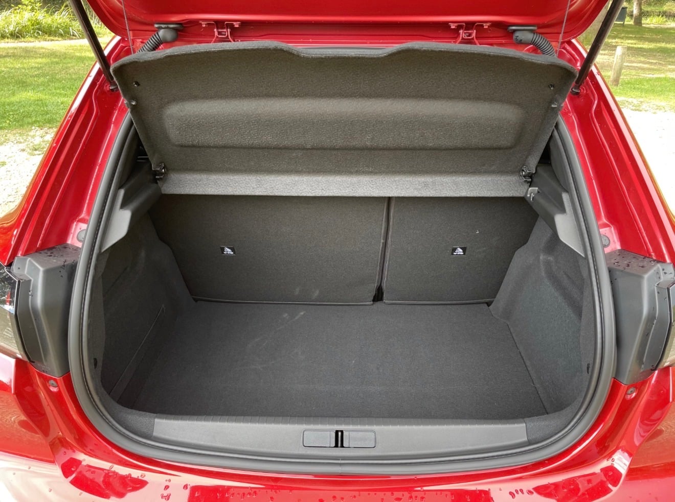 Peugeot 208 avec GPS