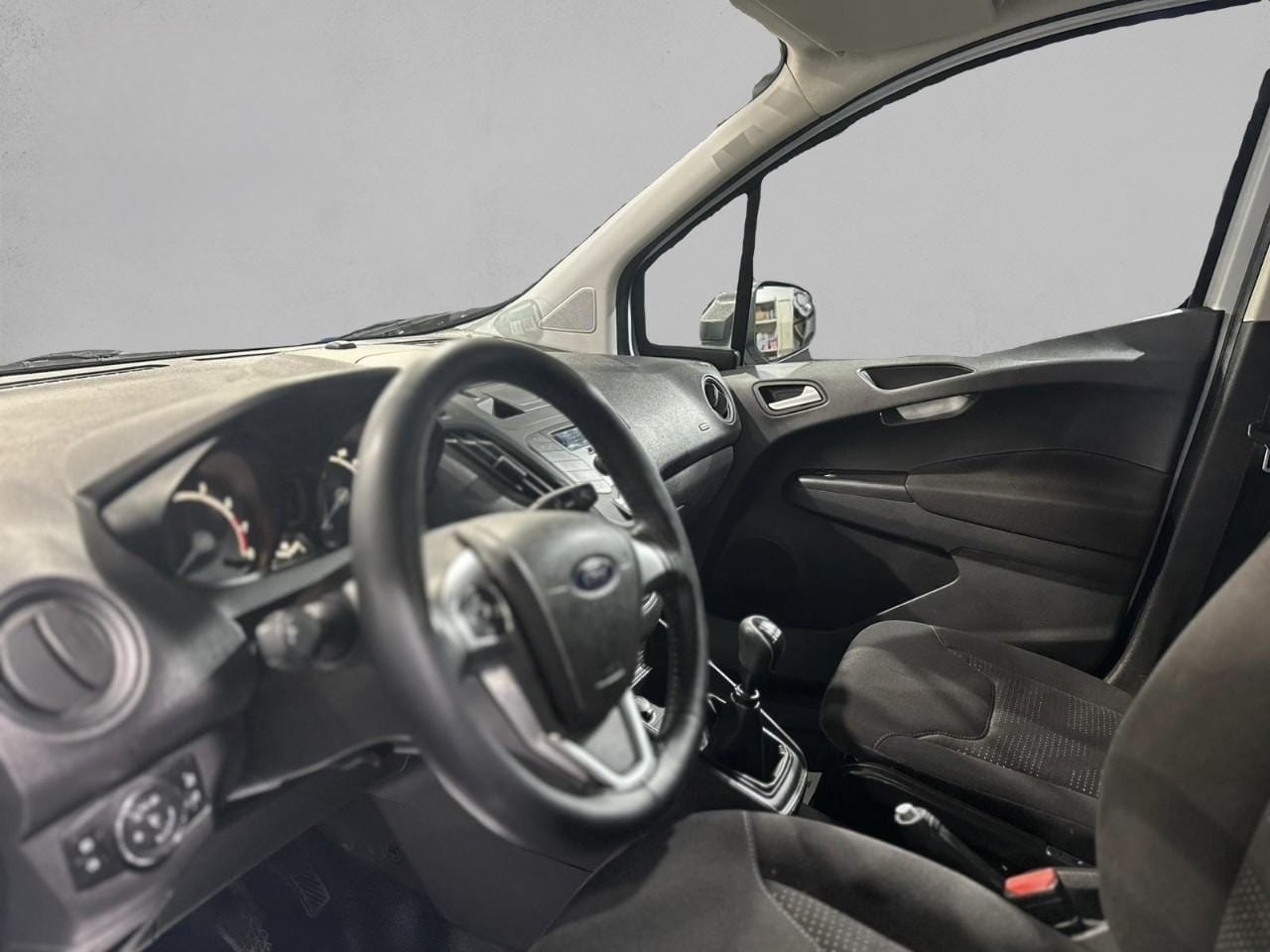 Ford Transit Courier Furgoneta
