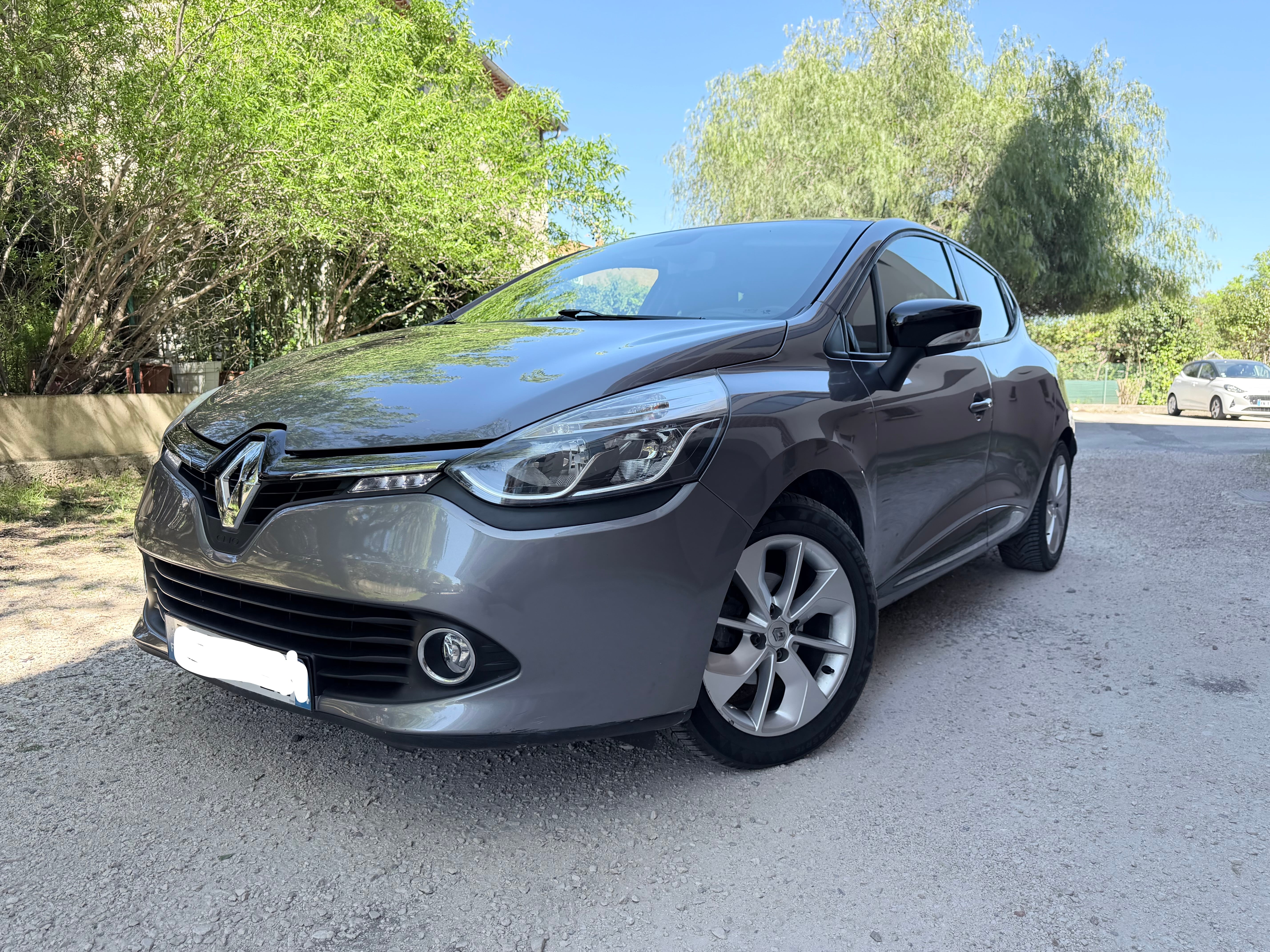 Renault Clio, 2015, Essence 98