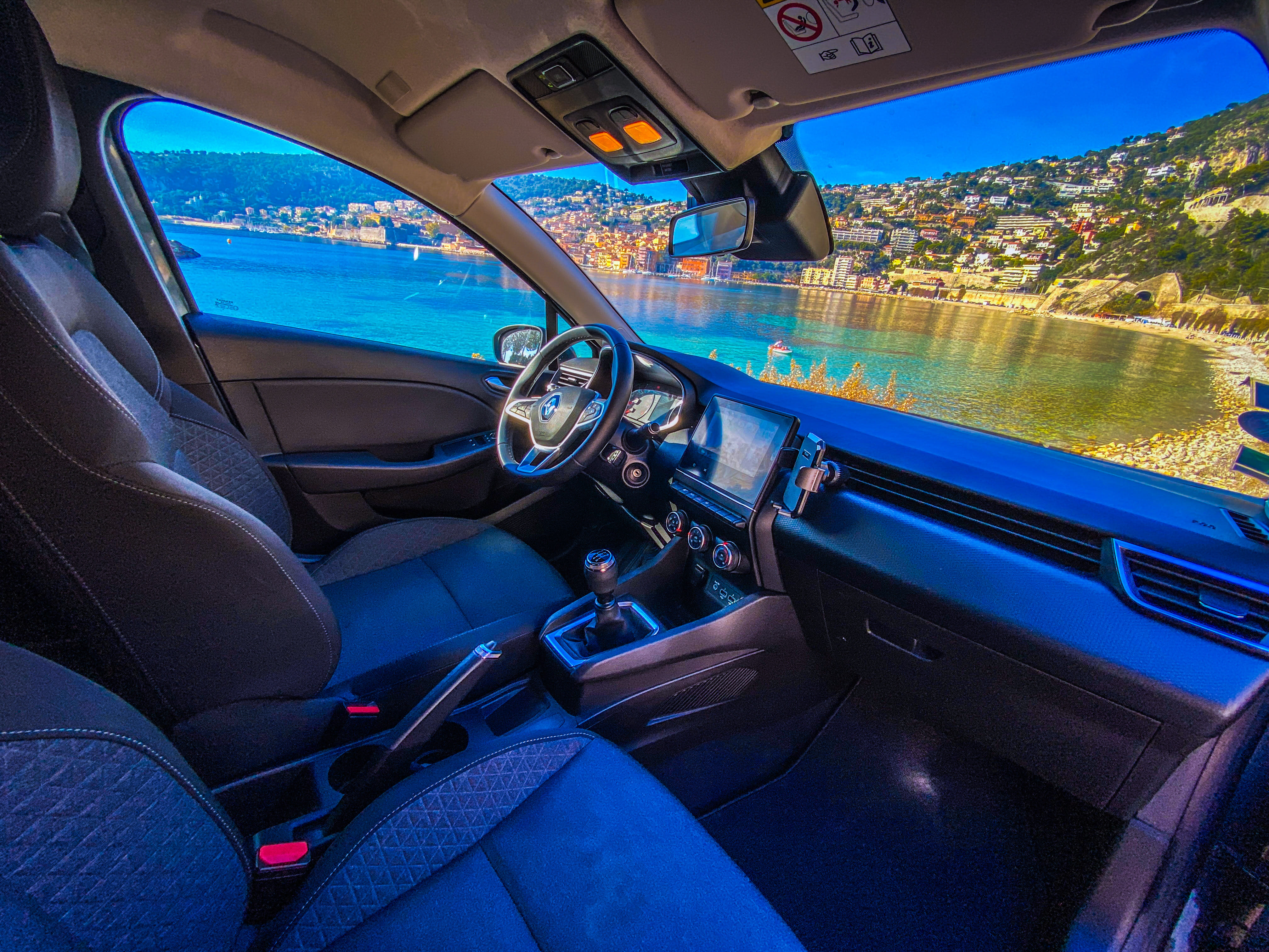 Renault Clio 075 avec GPS