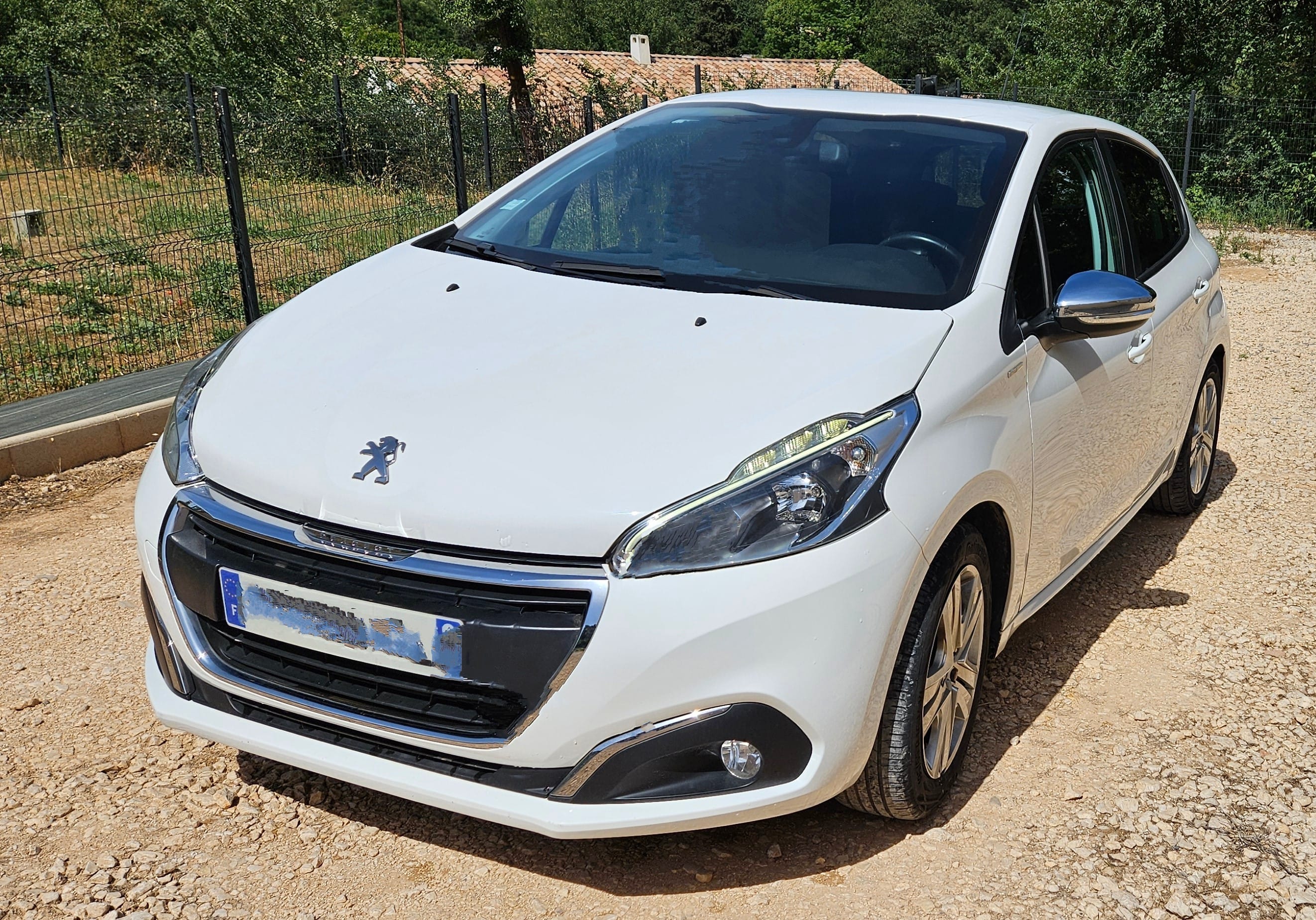 Peugeot 208 #672, 2018, Essence 95