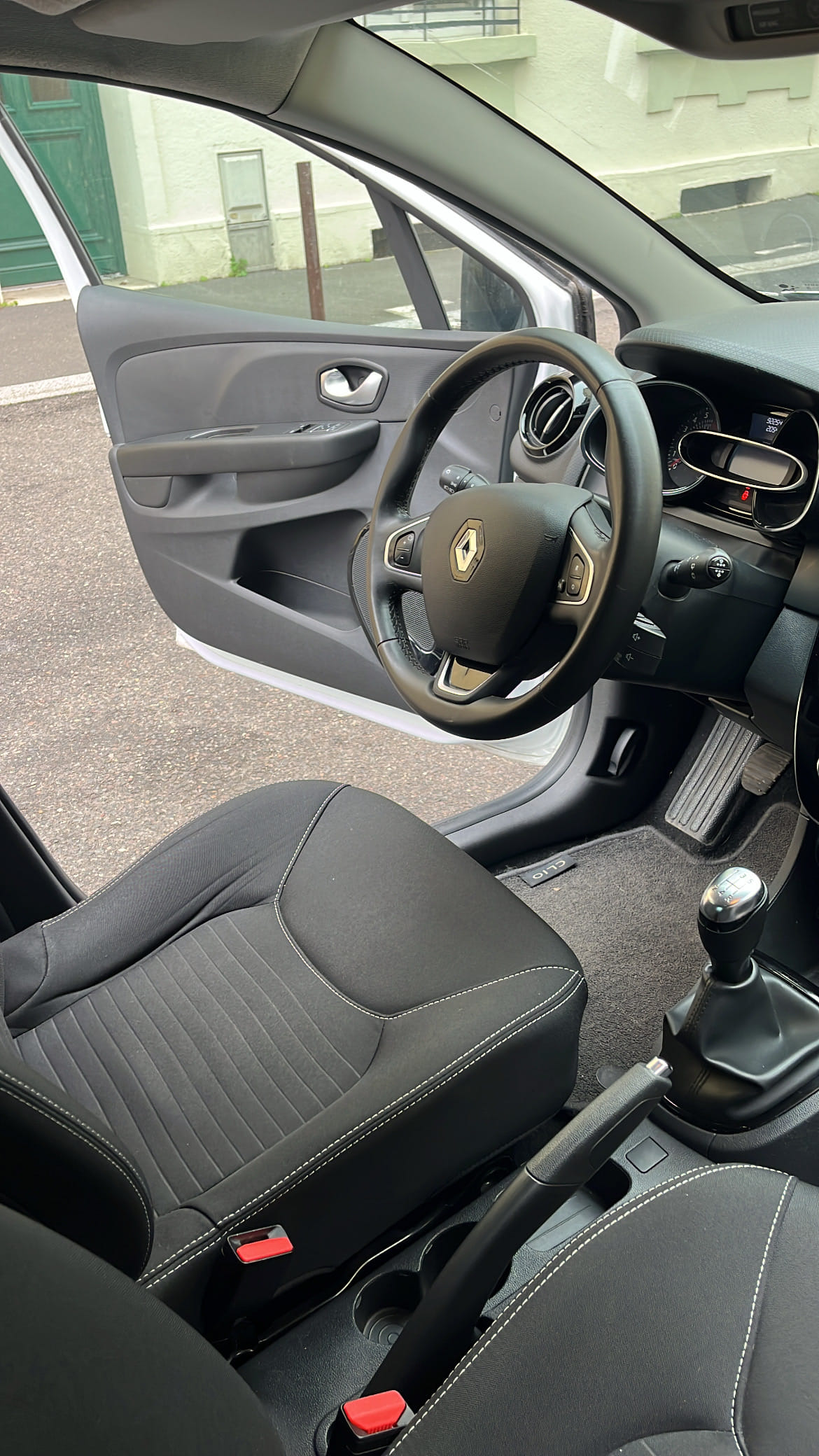 Renault Clio avec Régulateur de vitesse