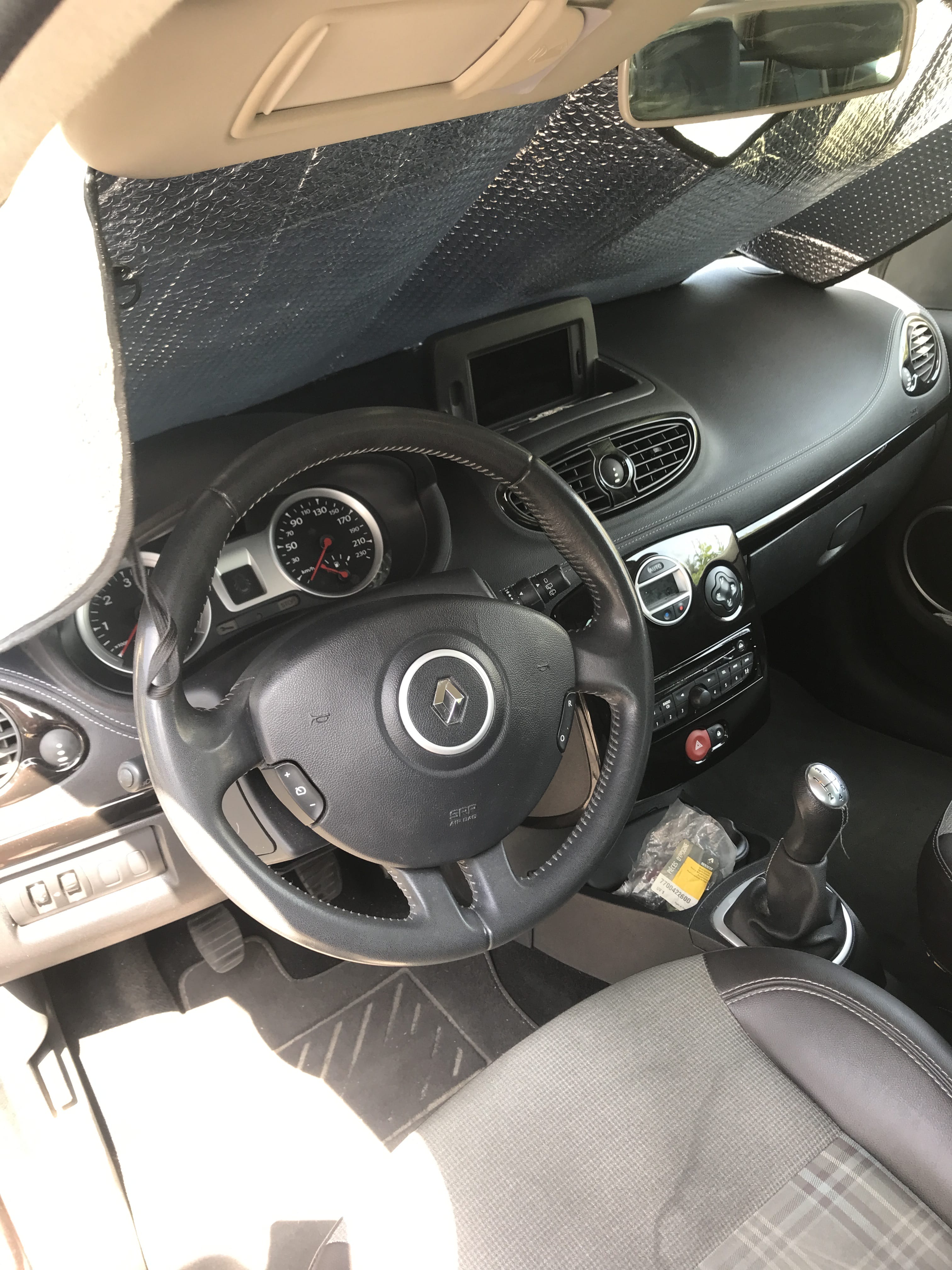 Renault Clio avec Régulateur de vitesse
