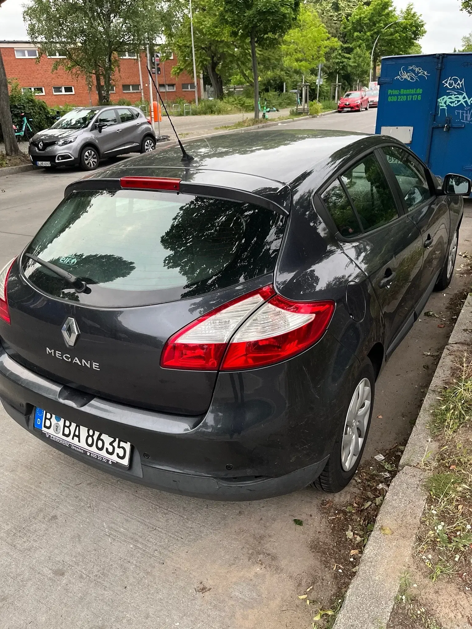 Renault Mégane - grau mit Tempomat