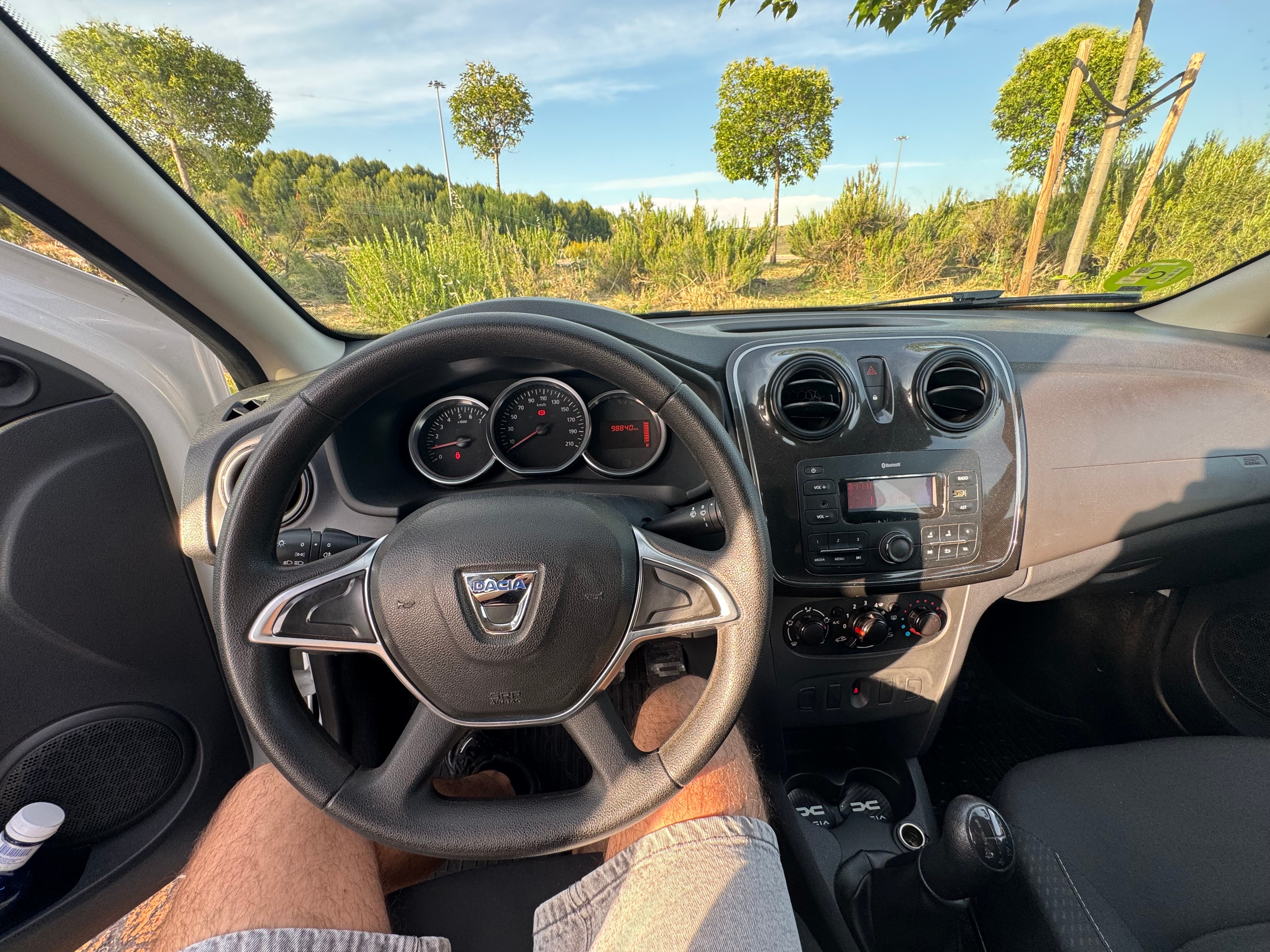 Dacia Sandero Amovens con Puertos de carga USB