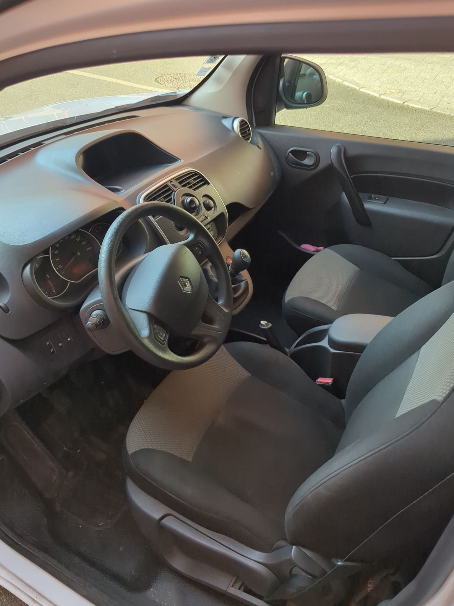 Renault Kangoo Express with GPS