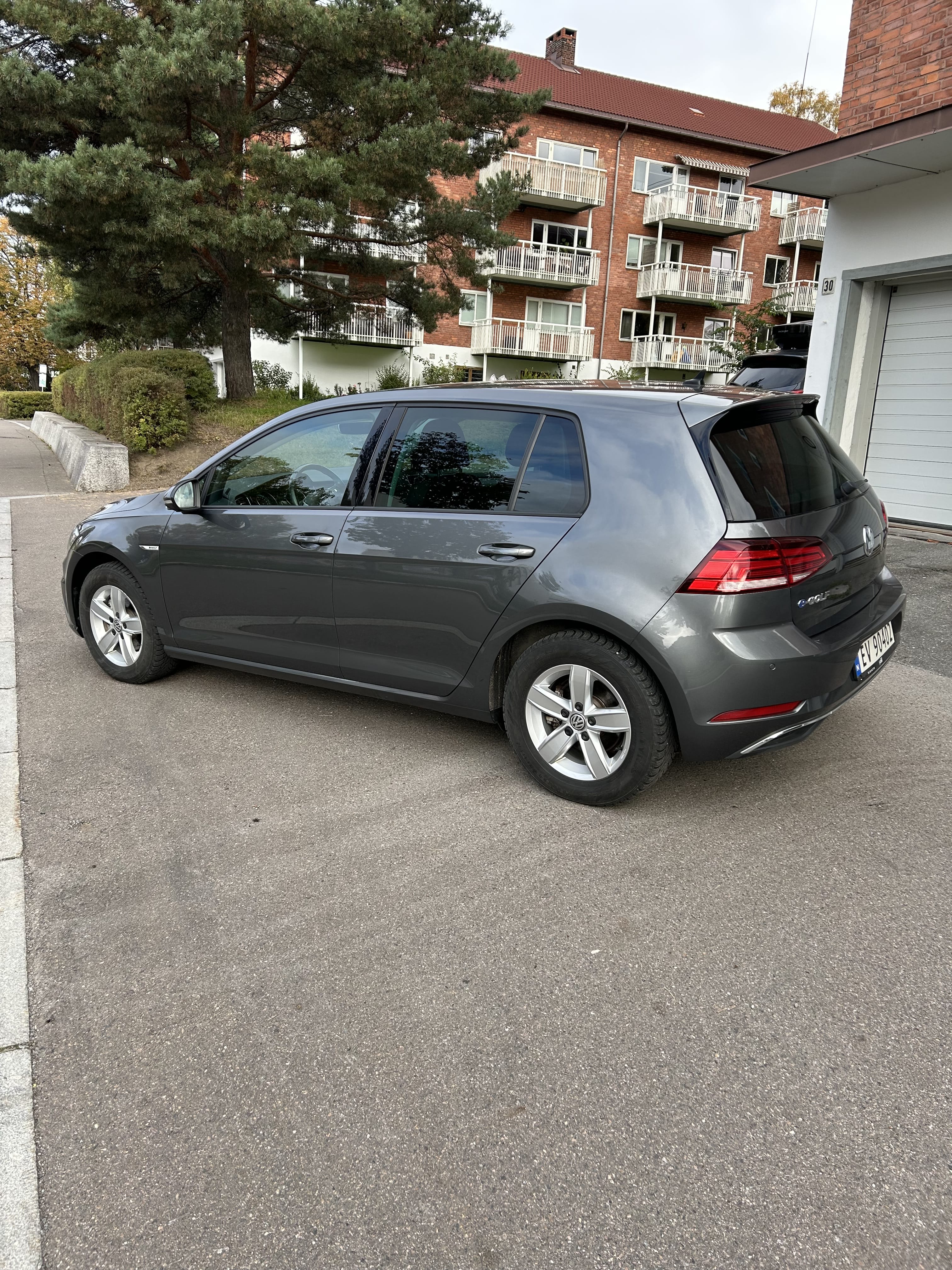 Volkswagen e-Golf med GPS