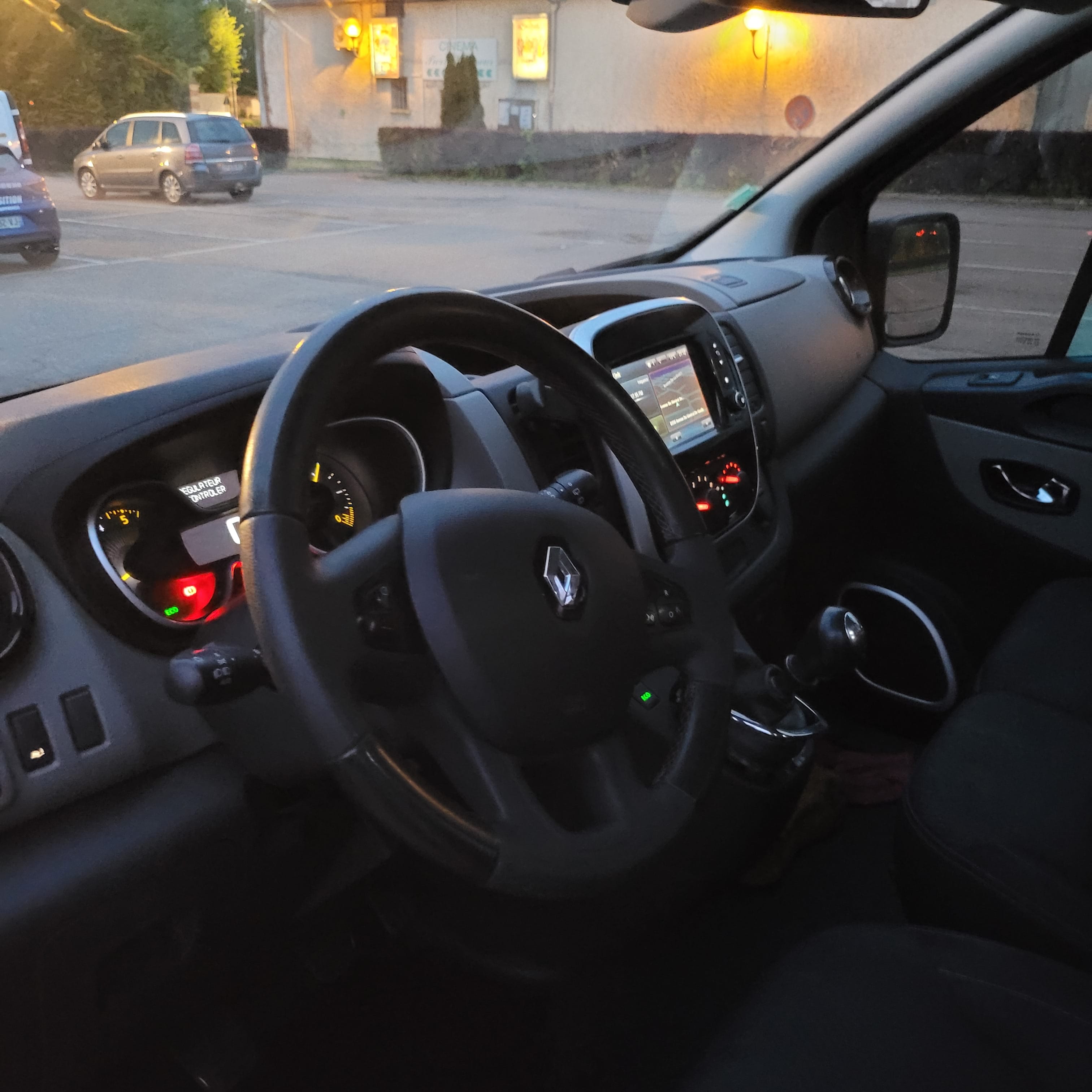 Renault Trafic Passenger avec Régulateur de vitesse