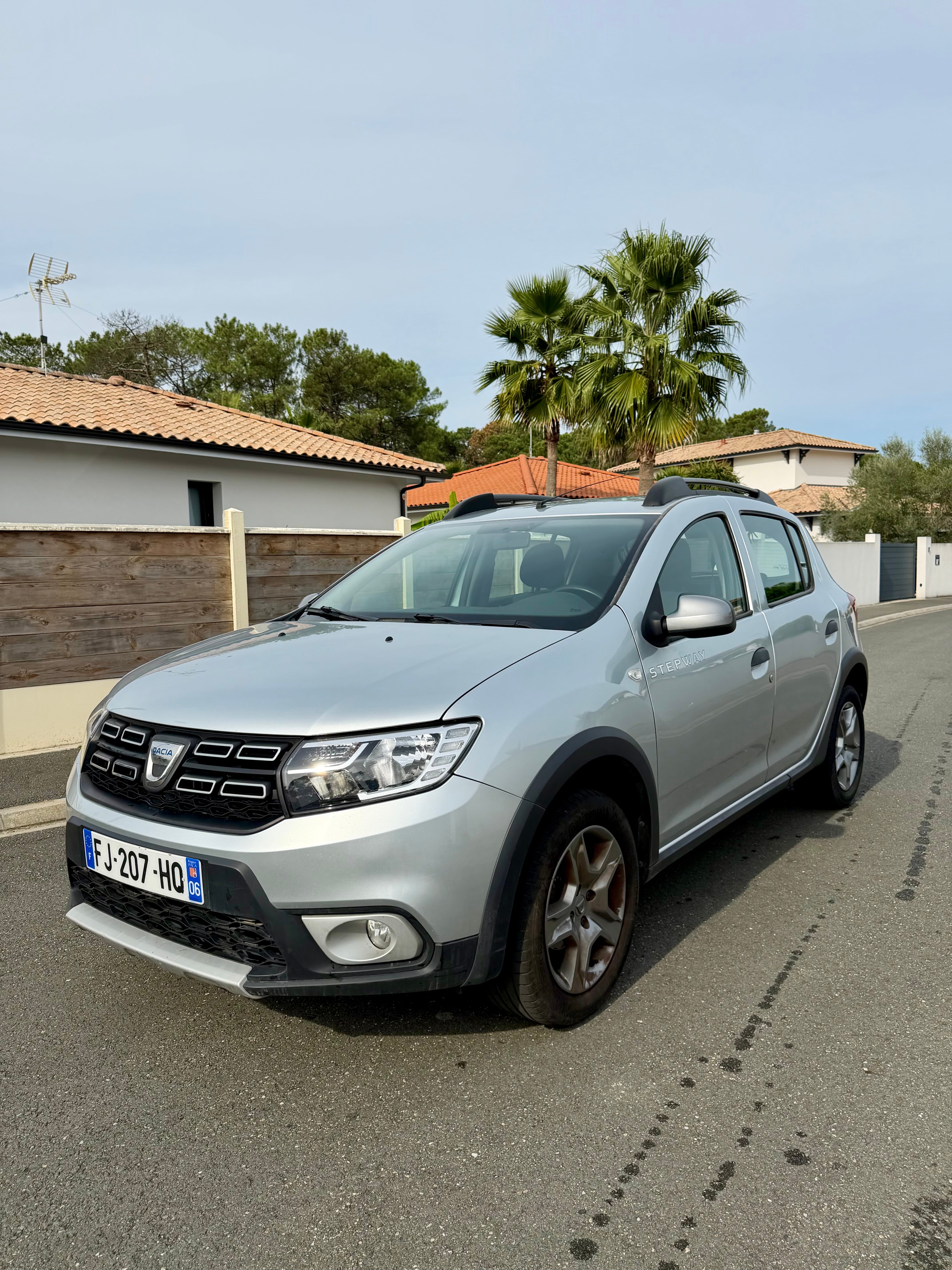 Dacia Sandero Stepway Confort, 2019, Essence 95