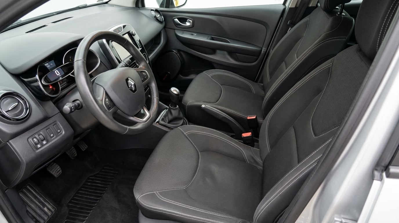 Renault Clio ES865TL mit Bluetooth-Audio