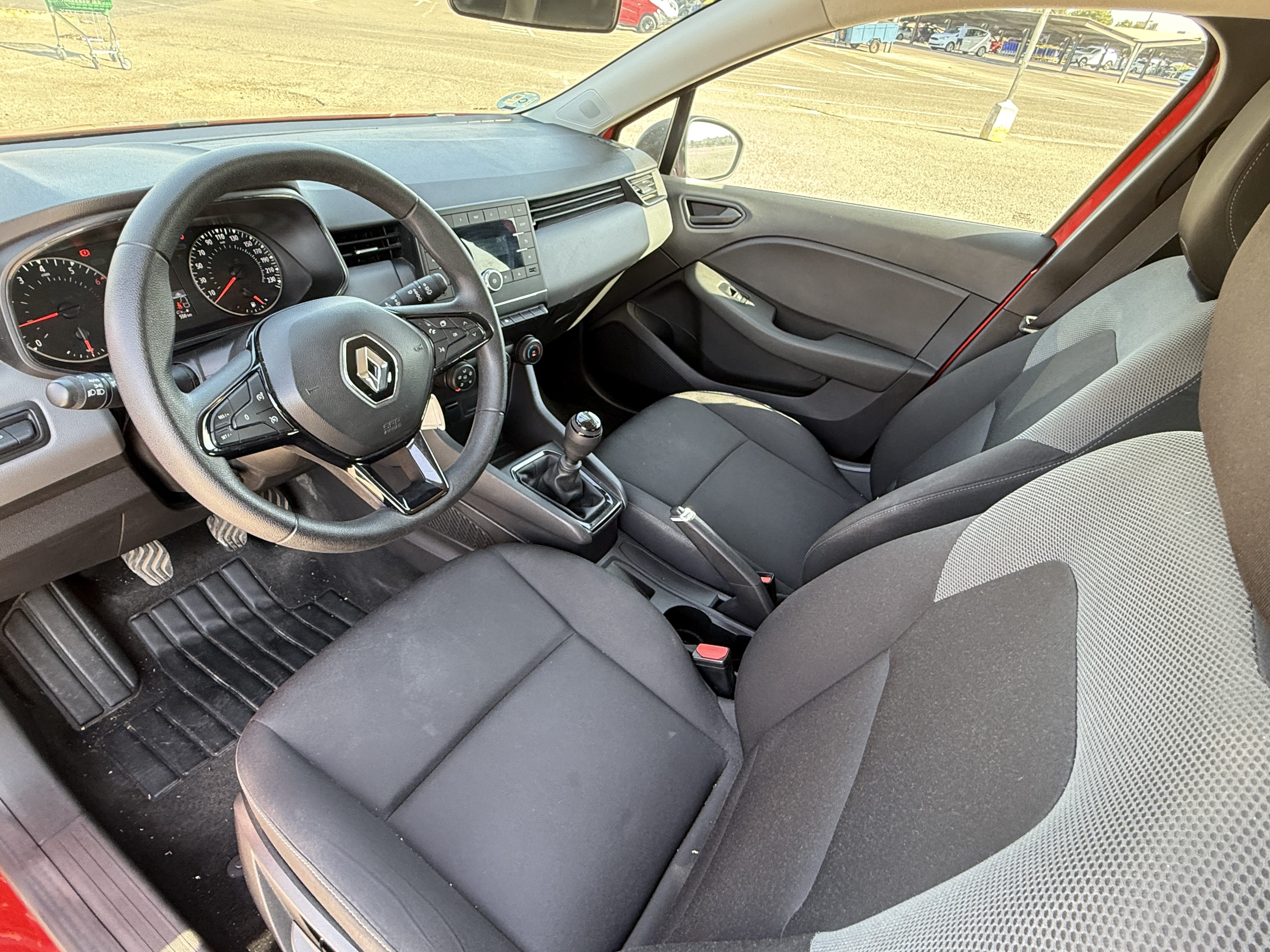 Renault Clio met Audio- / iPod-ingang