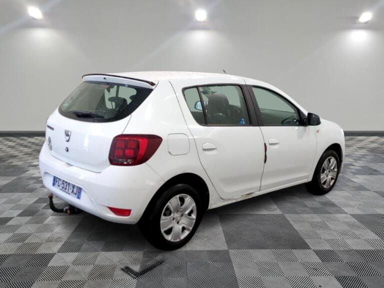 Dacia Sandero Lauréate with GPS