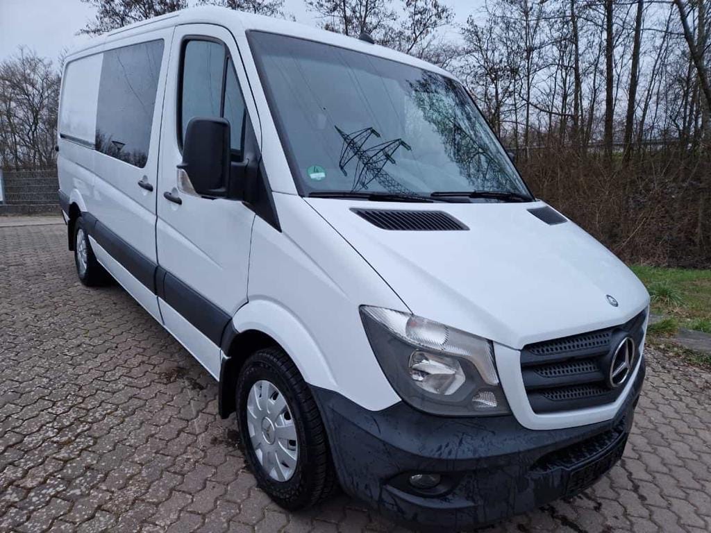 Mercedes Sprinter mit Winterreifen