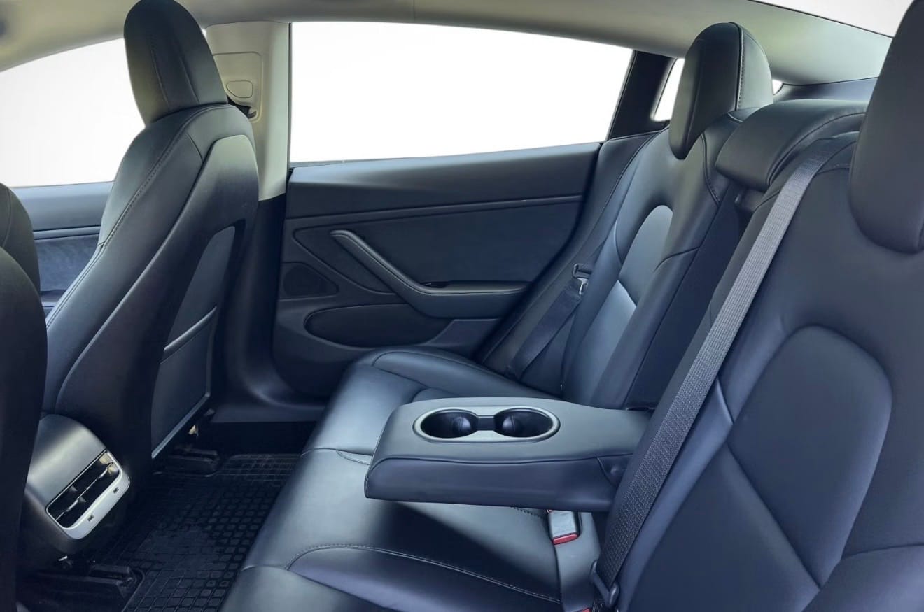 Tesla Model 3 Long Range med Cruisekontroll