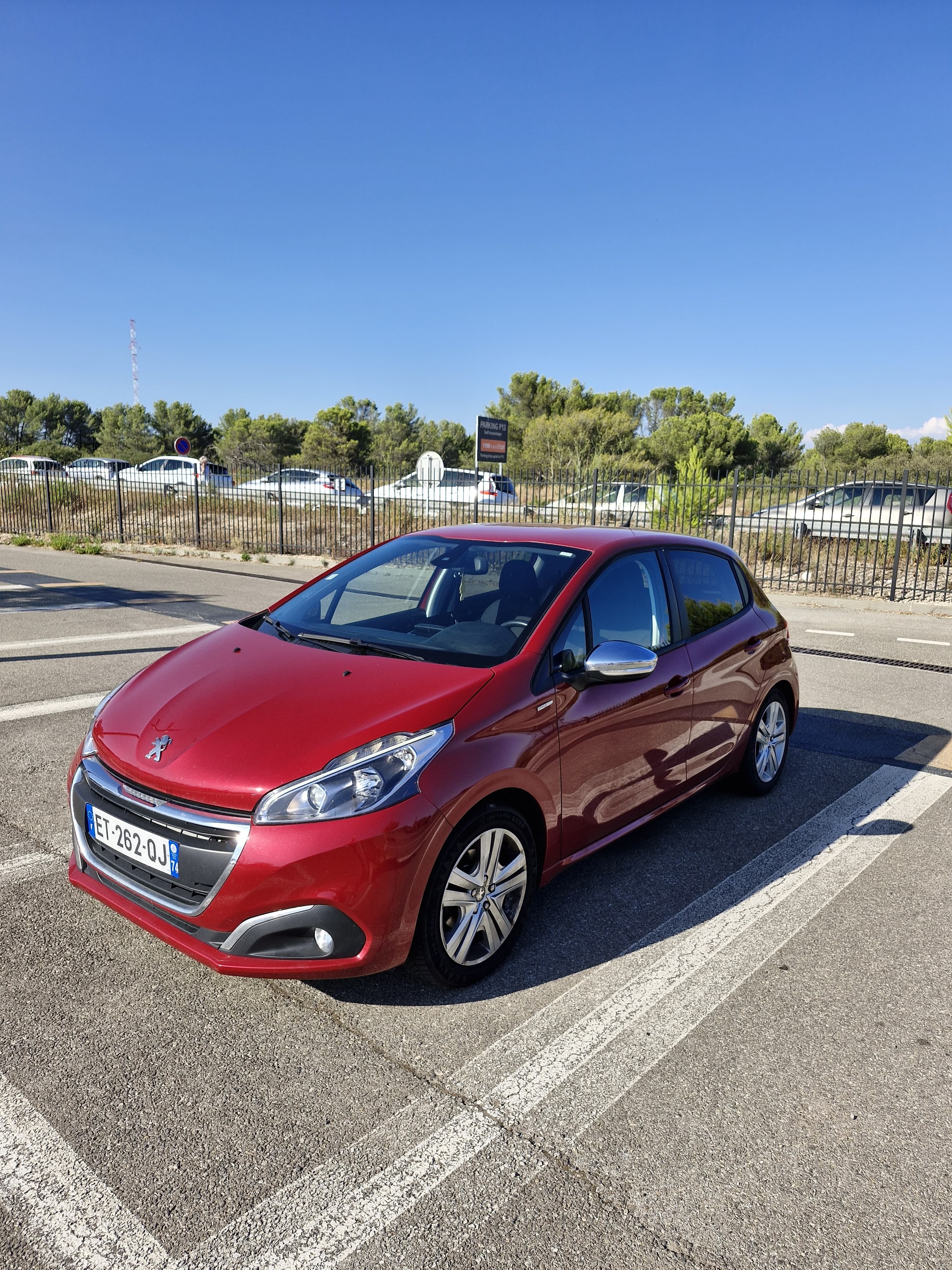 Peugeot 208, 2018, Essence 95