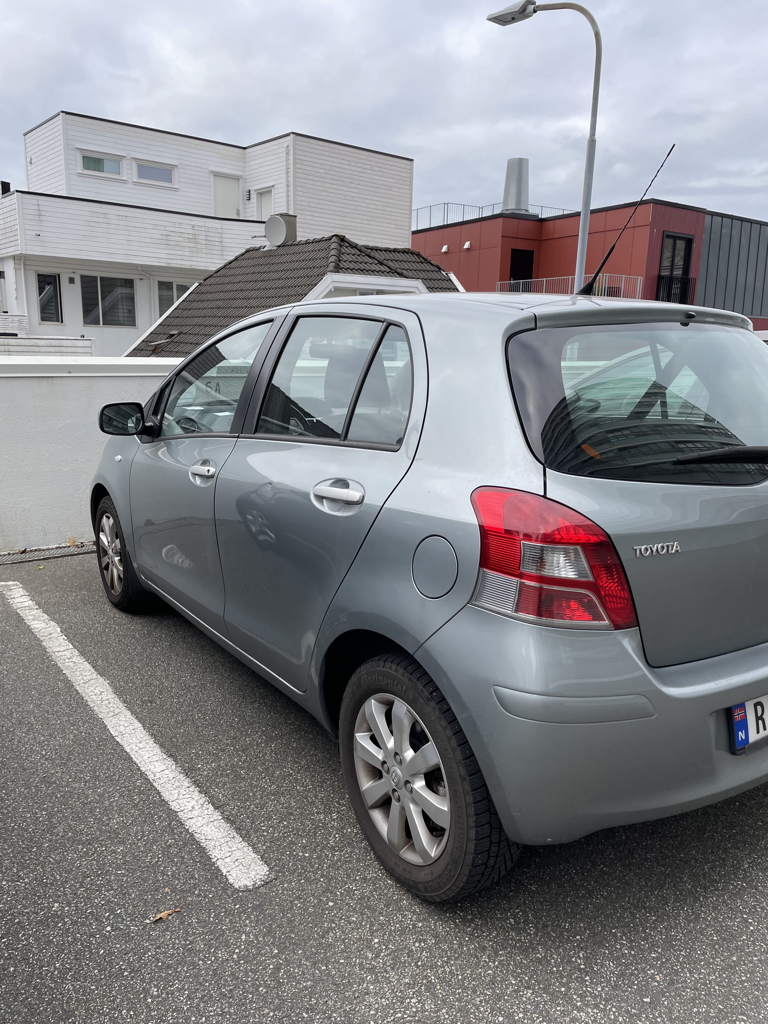 Toyota Yaris med Vinterdekk