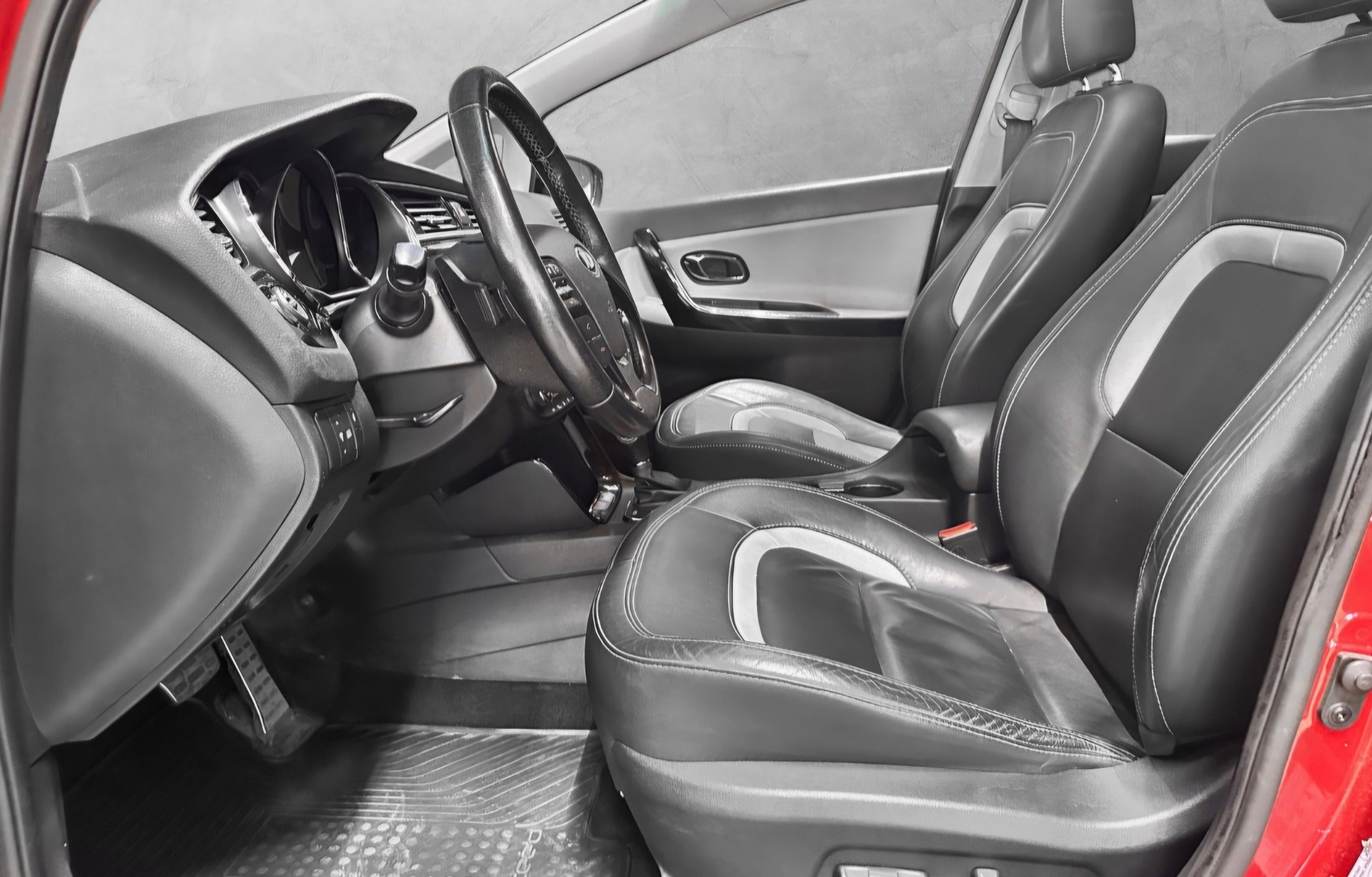 Kia Cee'd 1.6 stv. with Cruise control