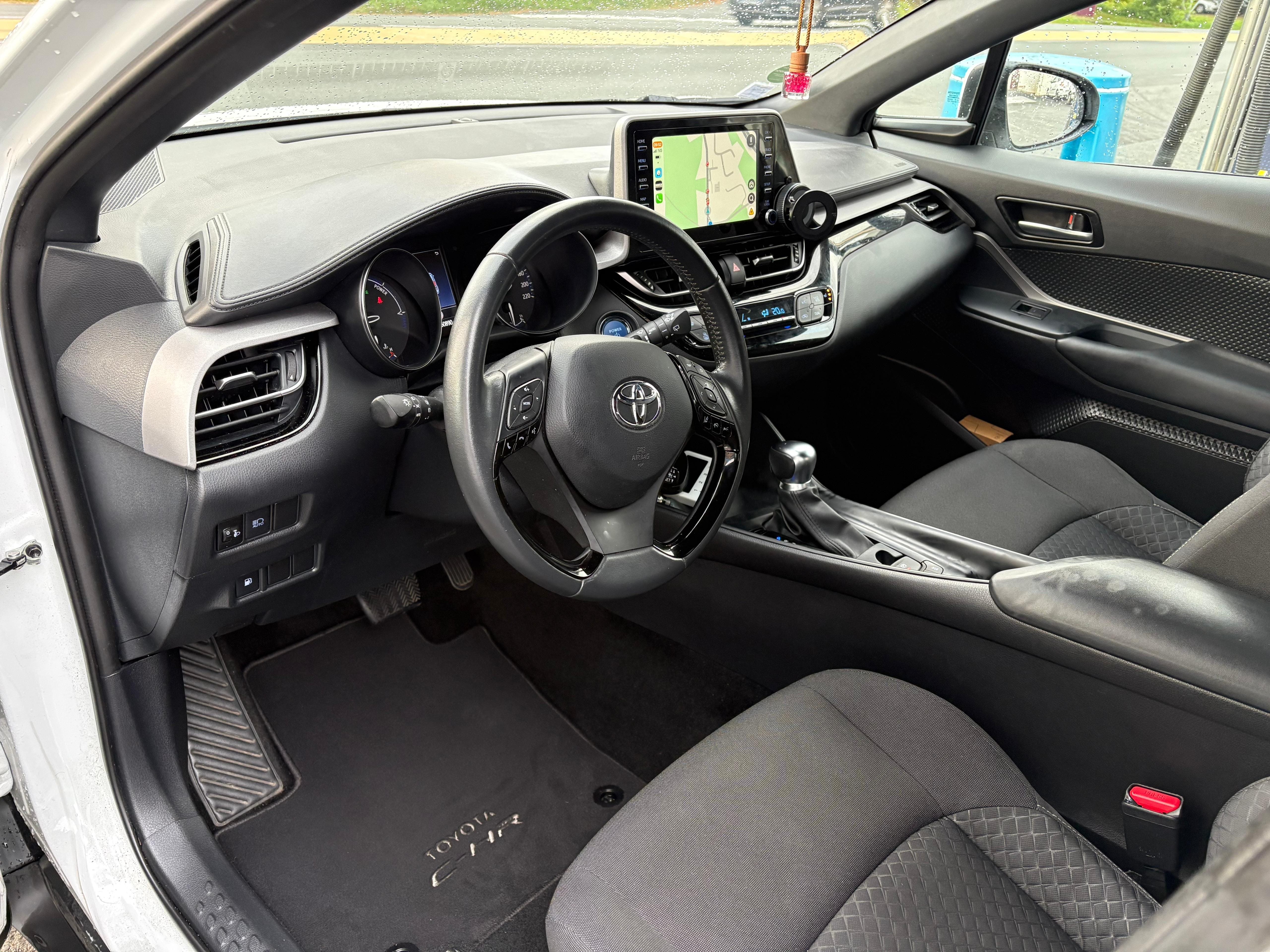 Toyota C-HR Hybrid with Cruise control