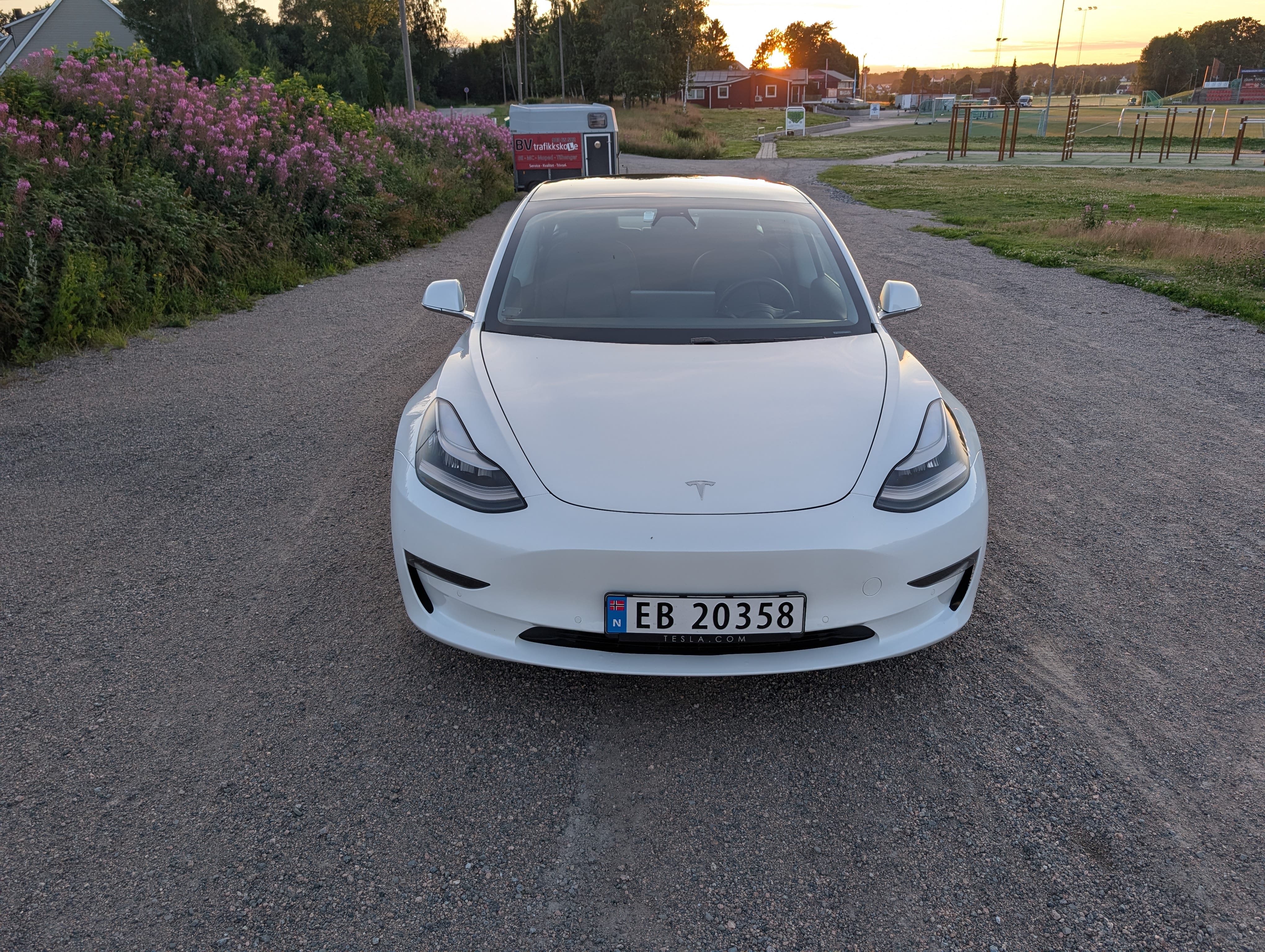 Tesla Model 3 Long Range med Firehjulstrekk
