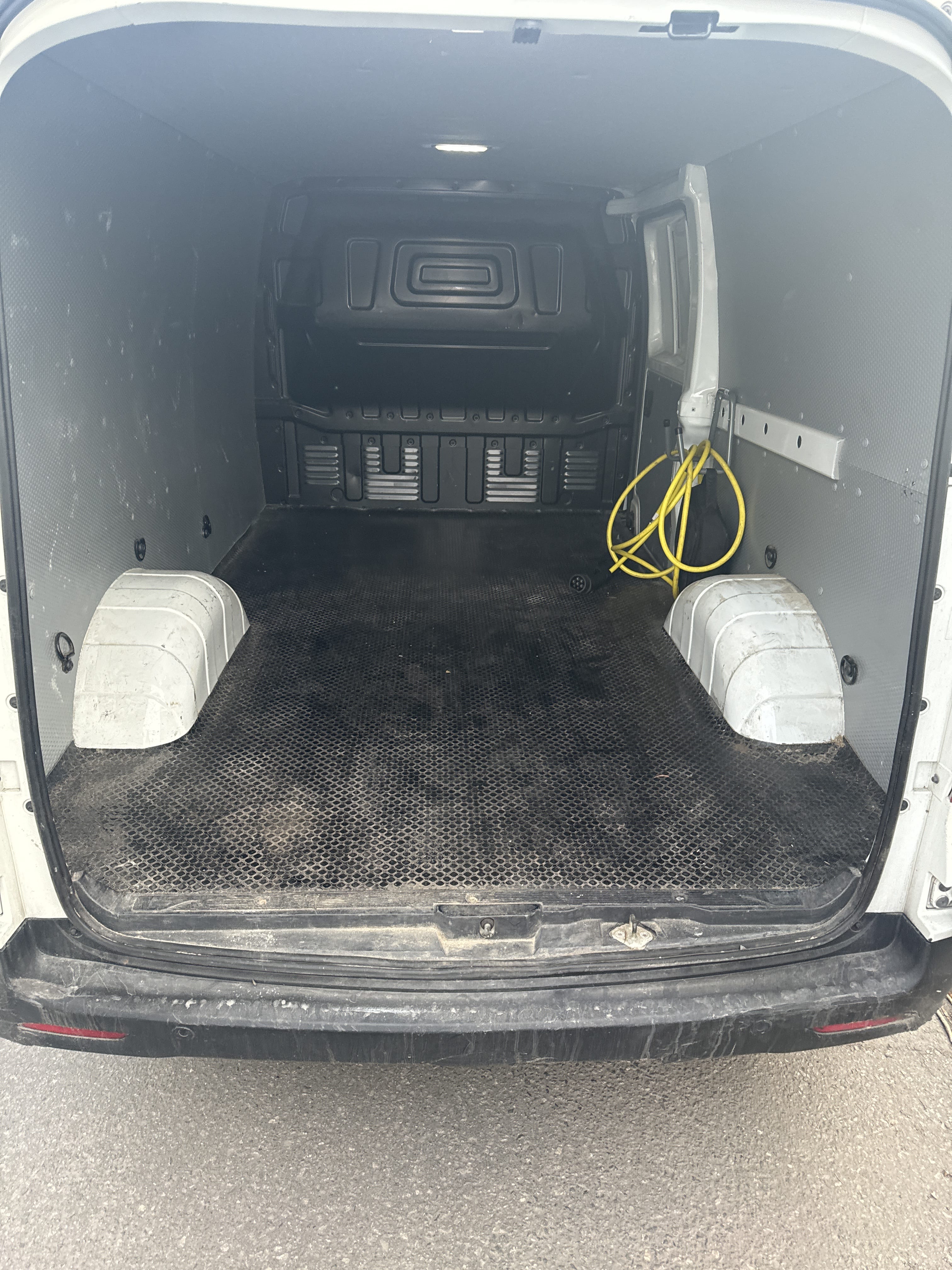 Maxus eDeliver 3 med Bluetooth audio