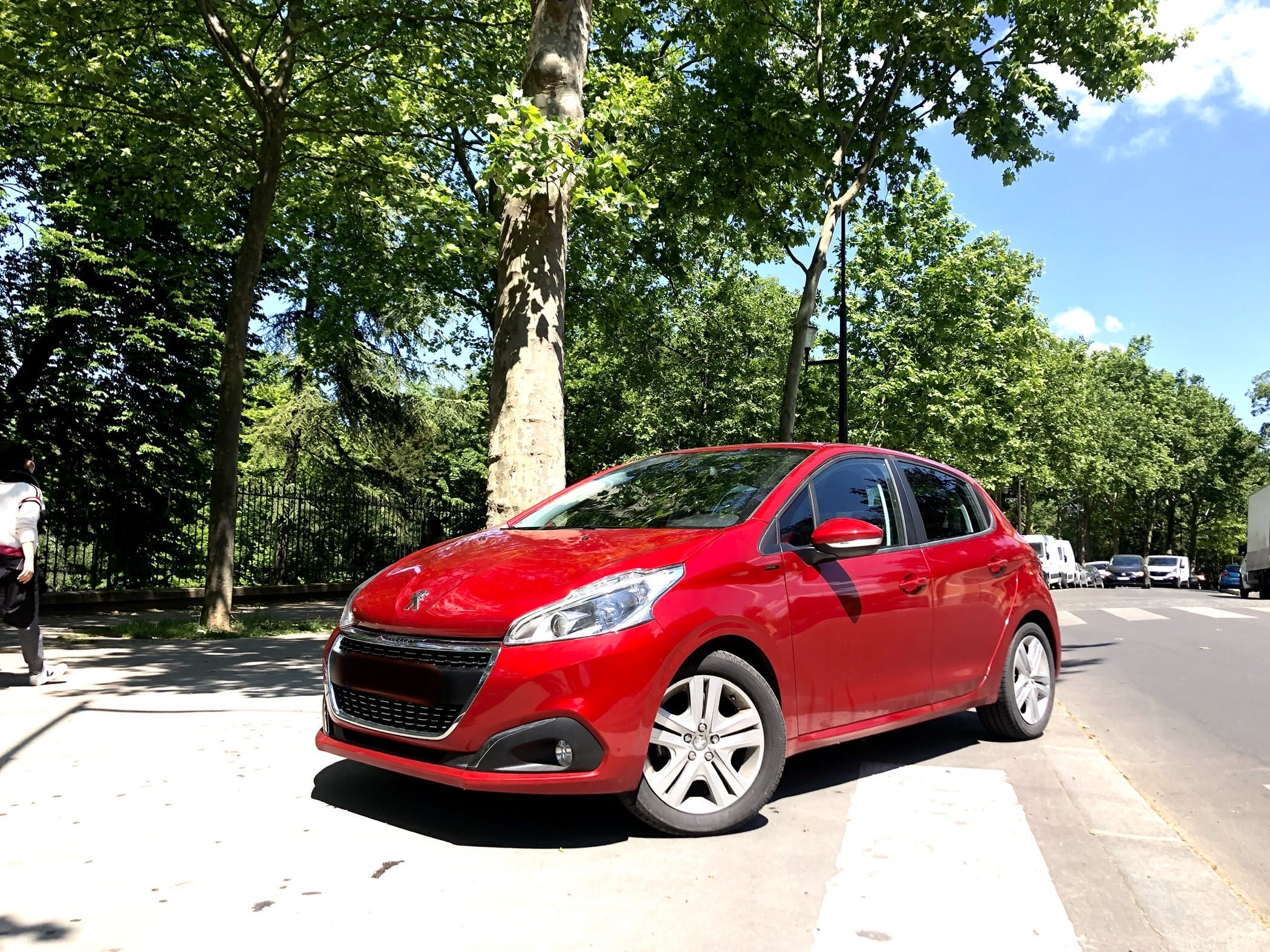 Peugeot 208 FC154, 2018, Essence 95