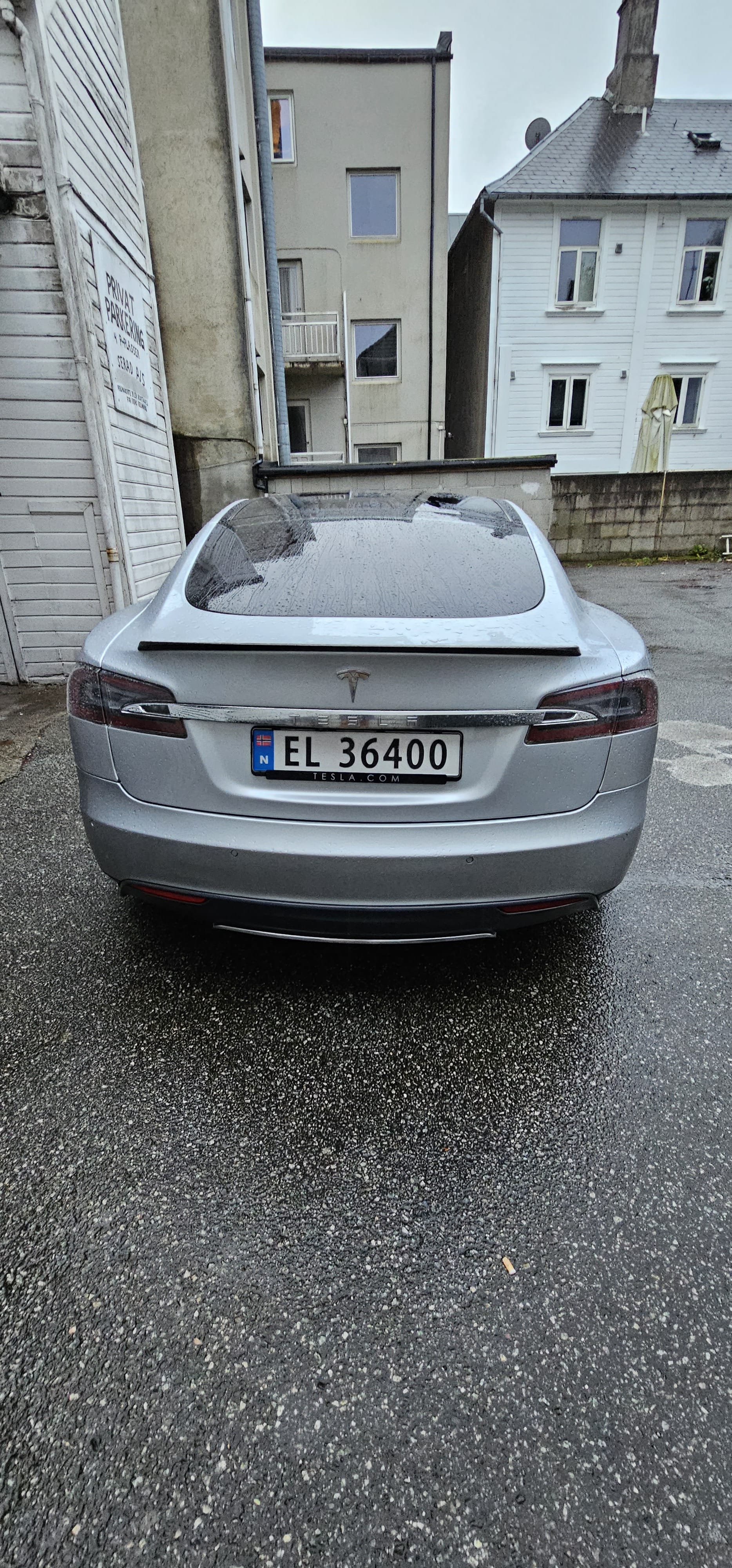 Tesla Model S med GPS