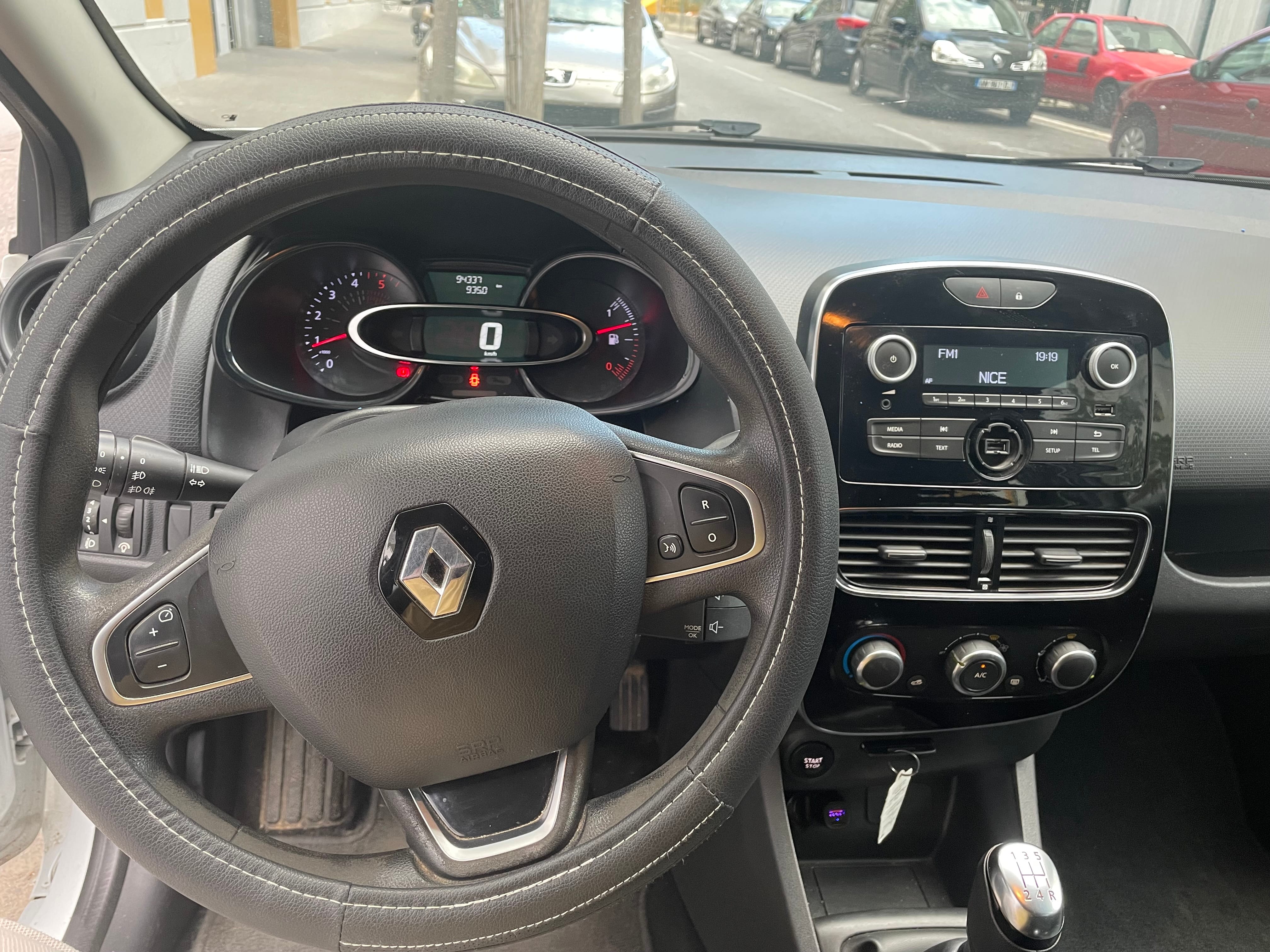 Renault Clio avec Audio Bluetooth