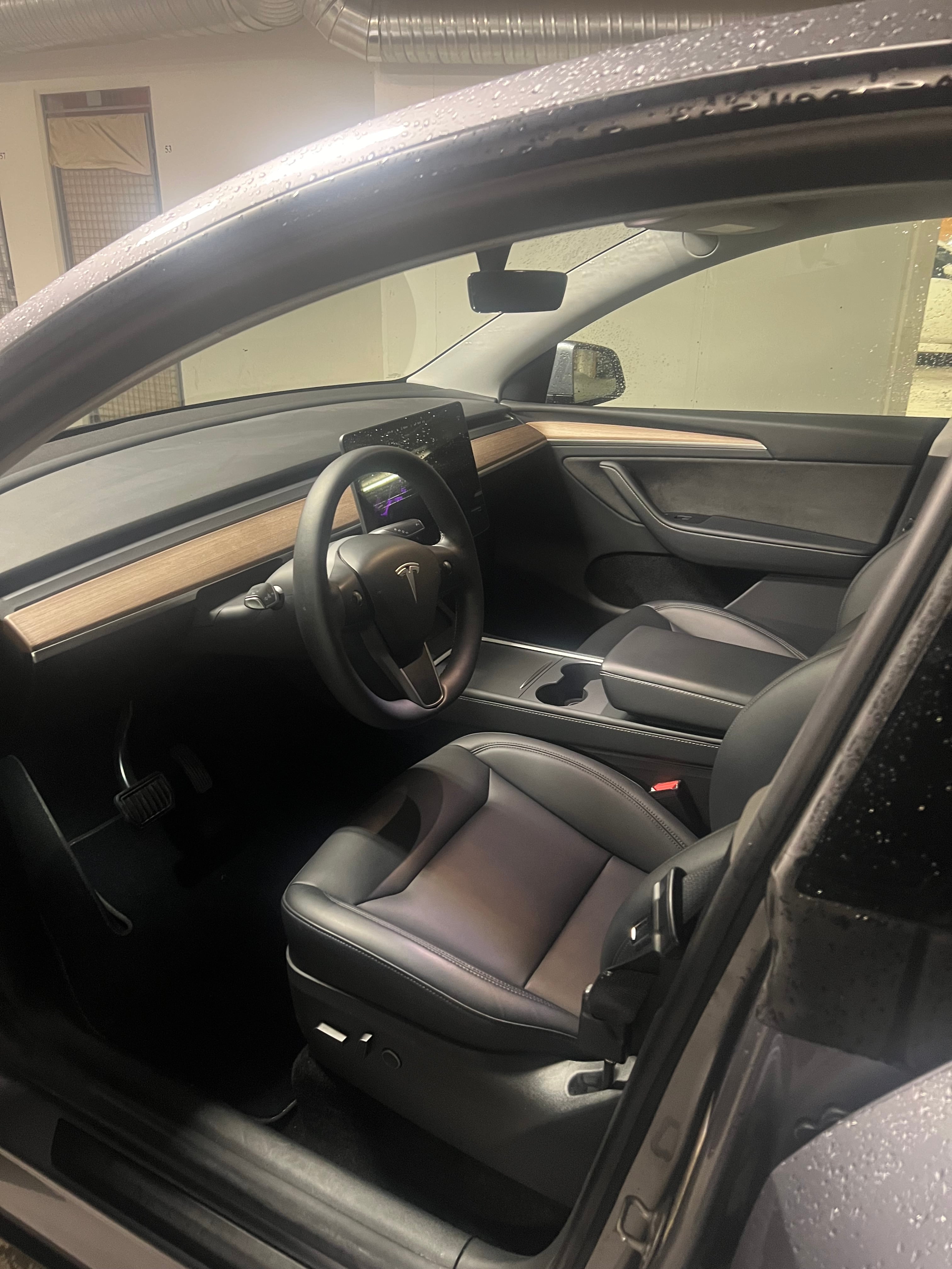Tesla Model Y Long Range mit Tempomat