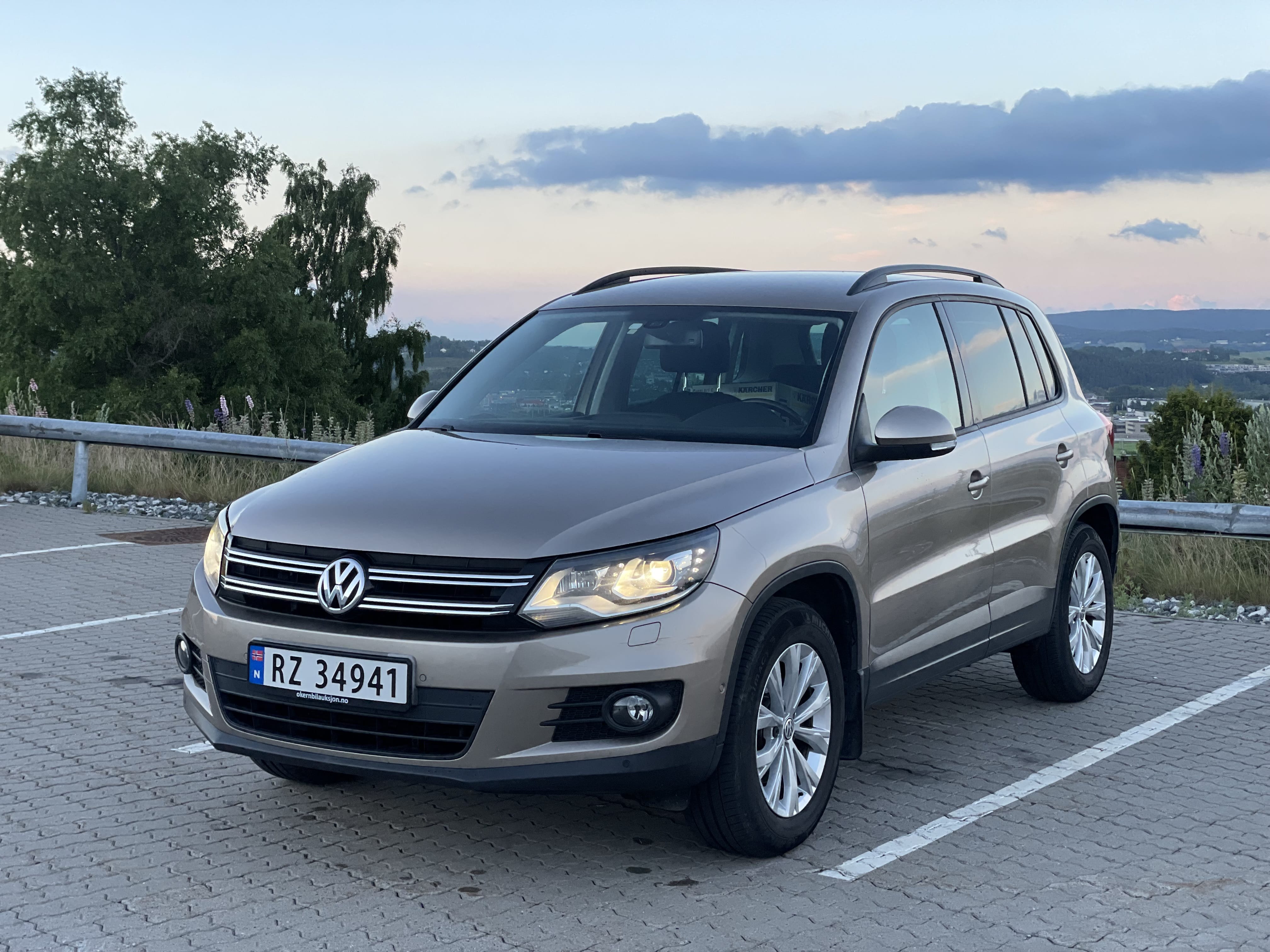 Volkswagen Tiguan 2.0 tdi, 2012, Diesel