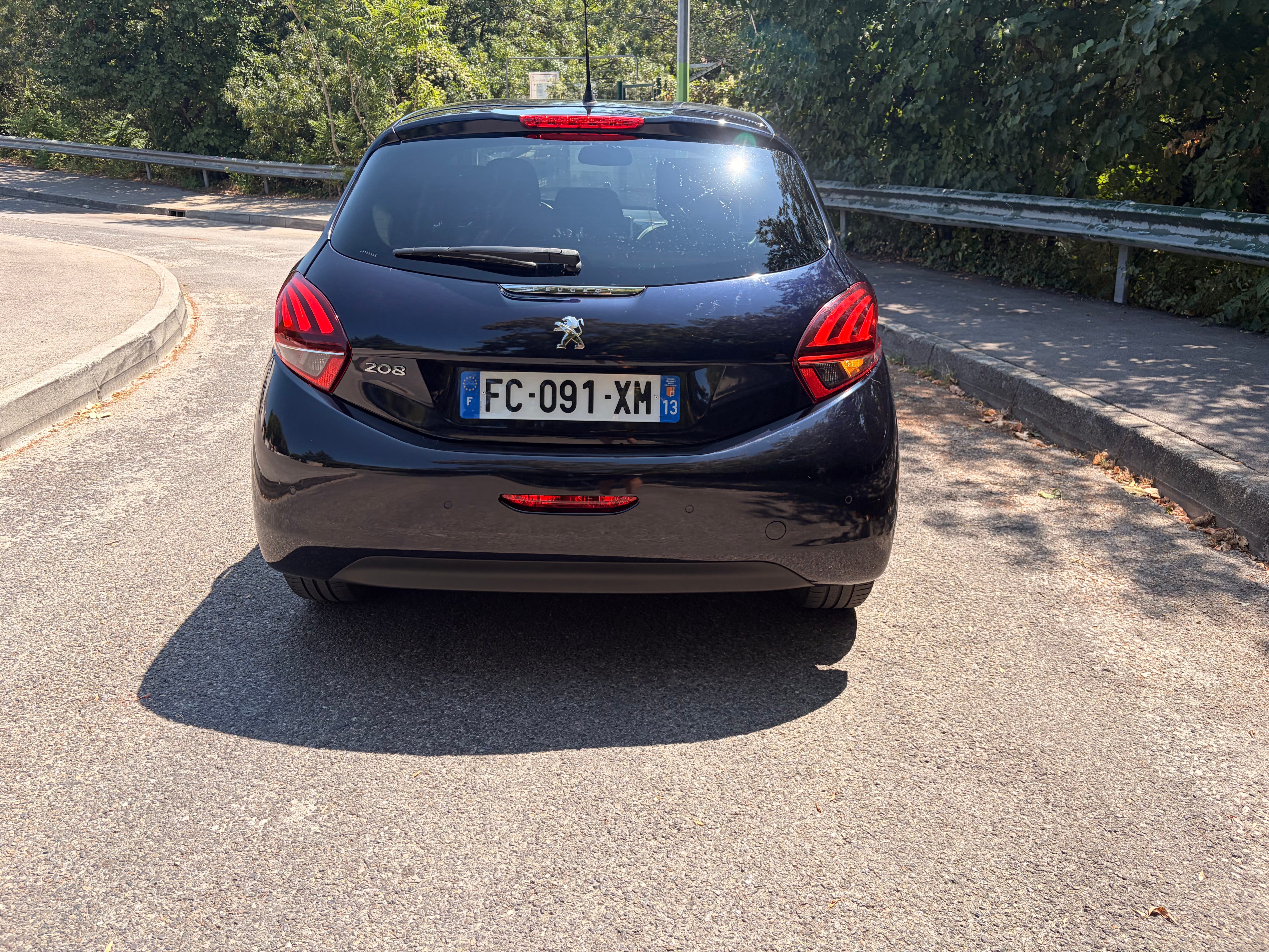 Peugeot 208 avec Caméra de recul