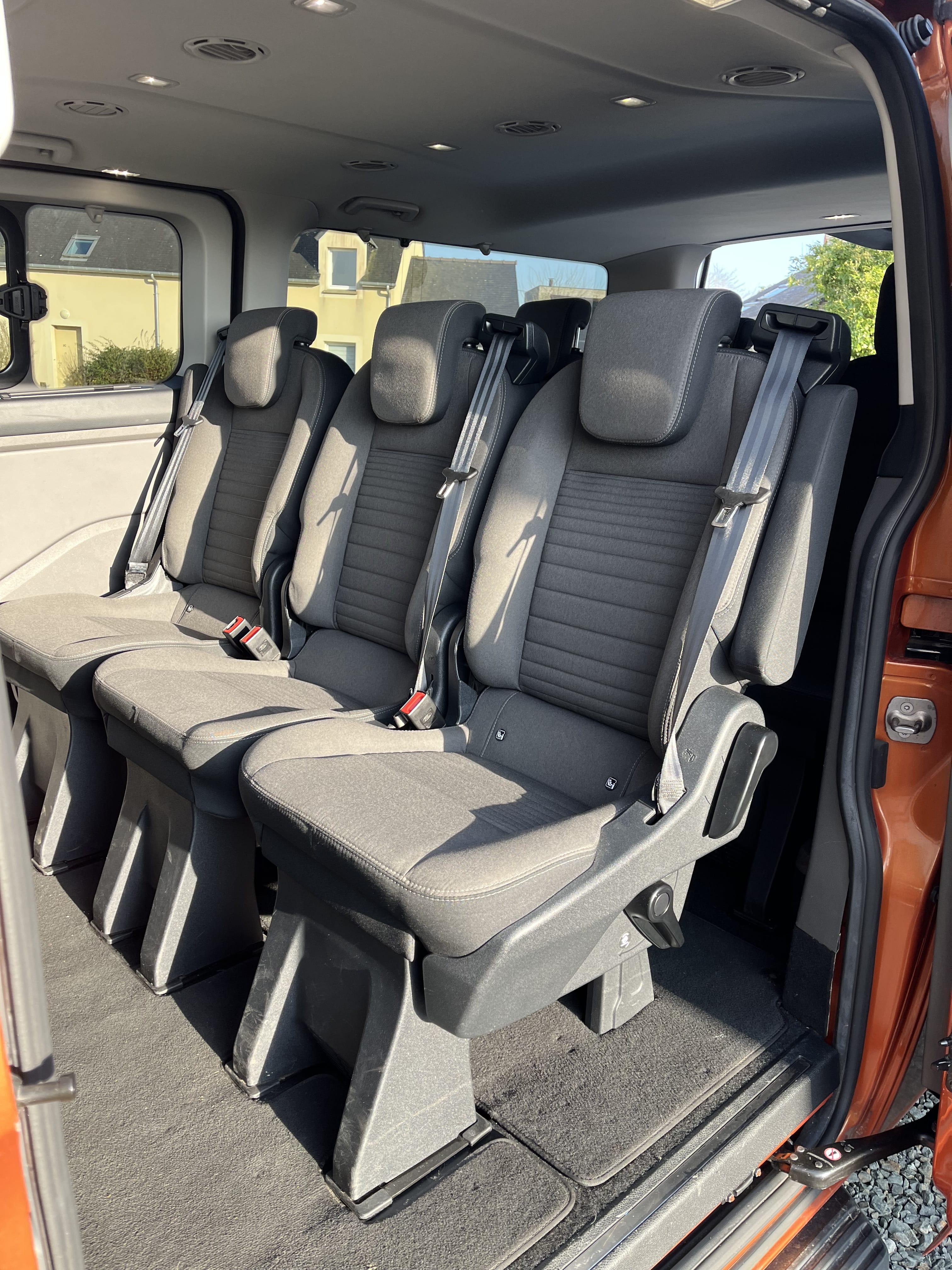 Ford Tourneo Custom avec Attelage