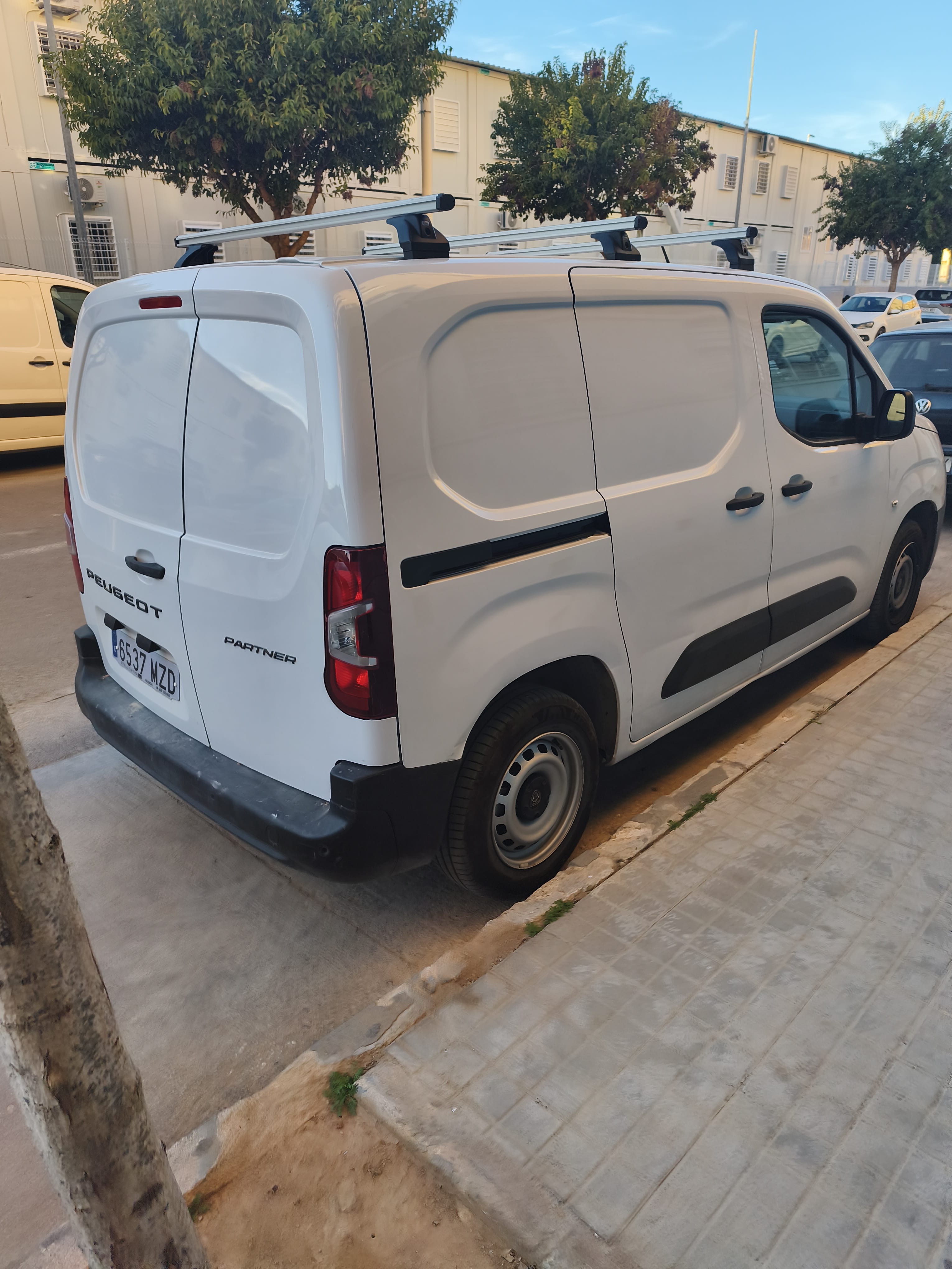 Peugeot Partner con Control de velocidad