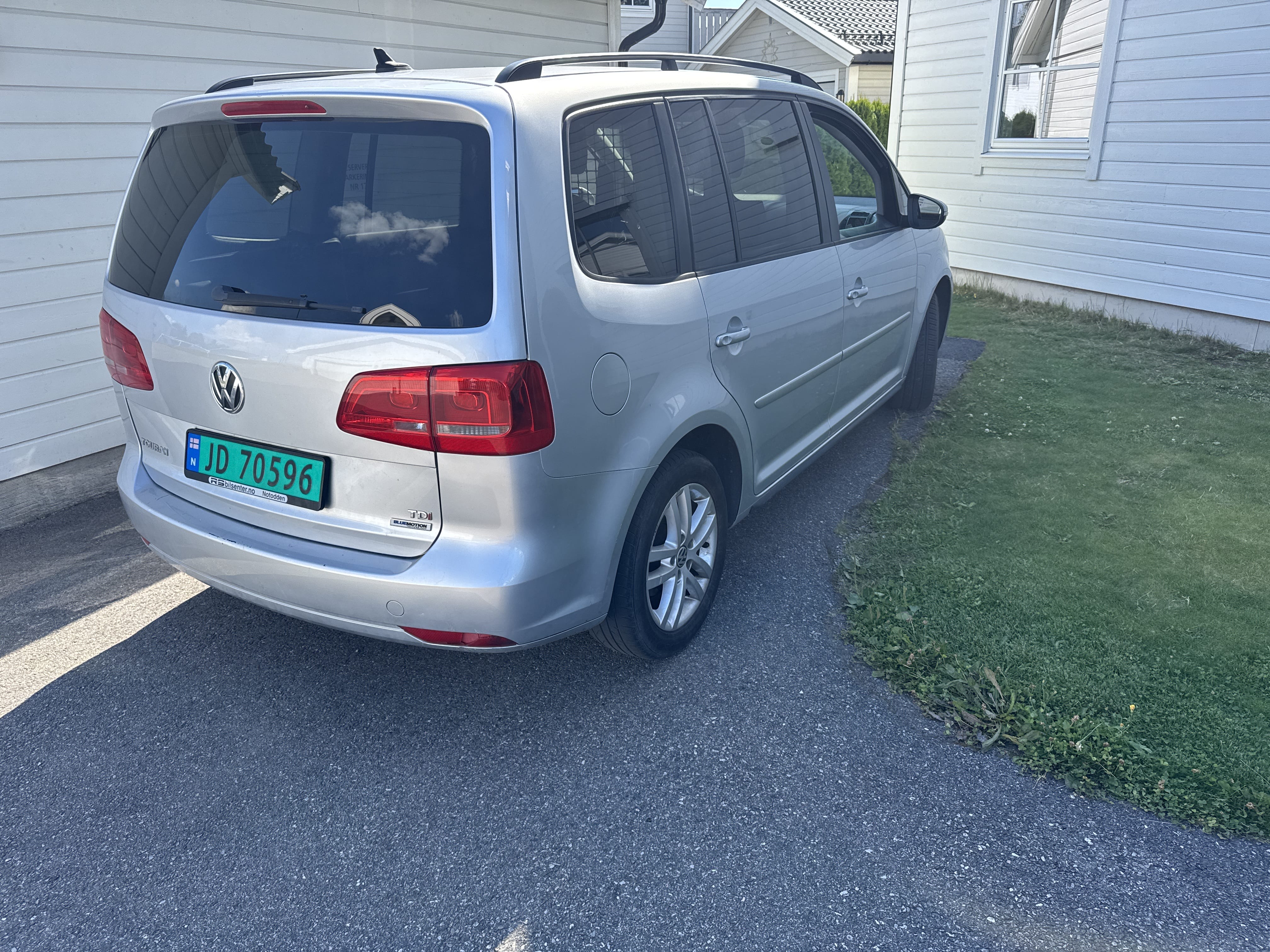 Volkswagen Touran med Vinterdekk