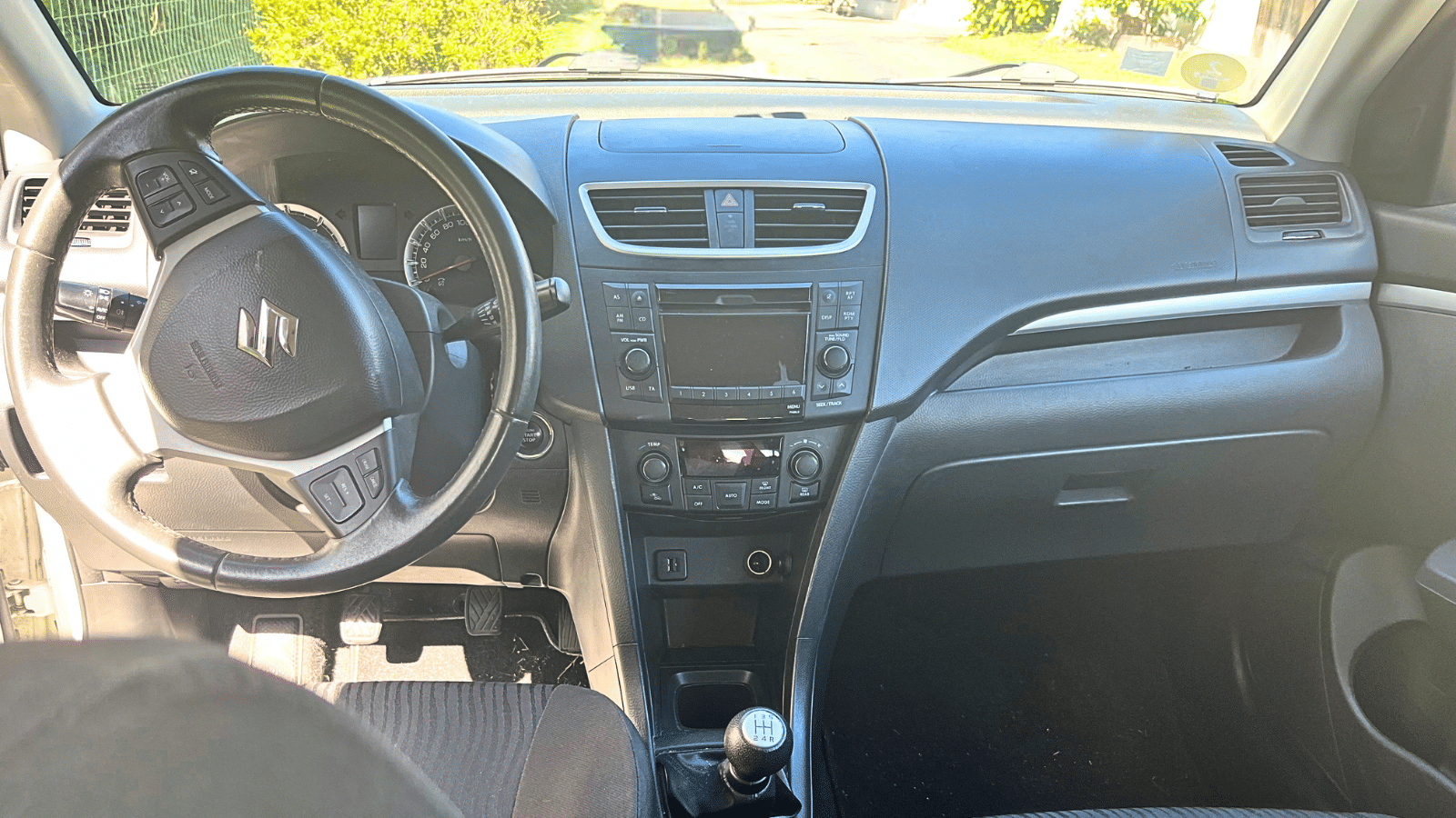 Suzuki Swift avec Port USB