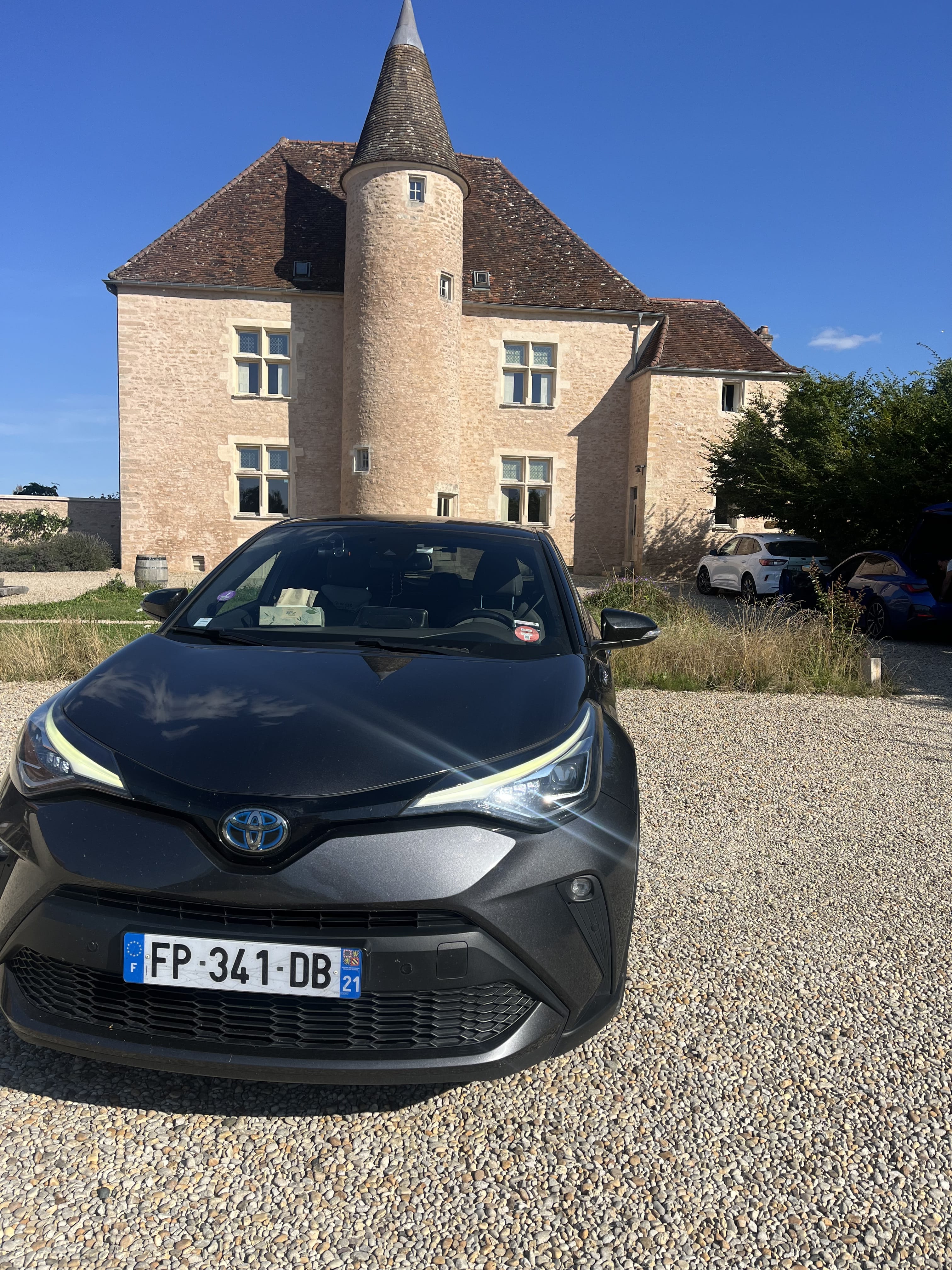 Toyota C-HR, 2020, Essence 95 / Électrique (hybride), automatique