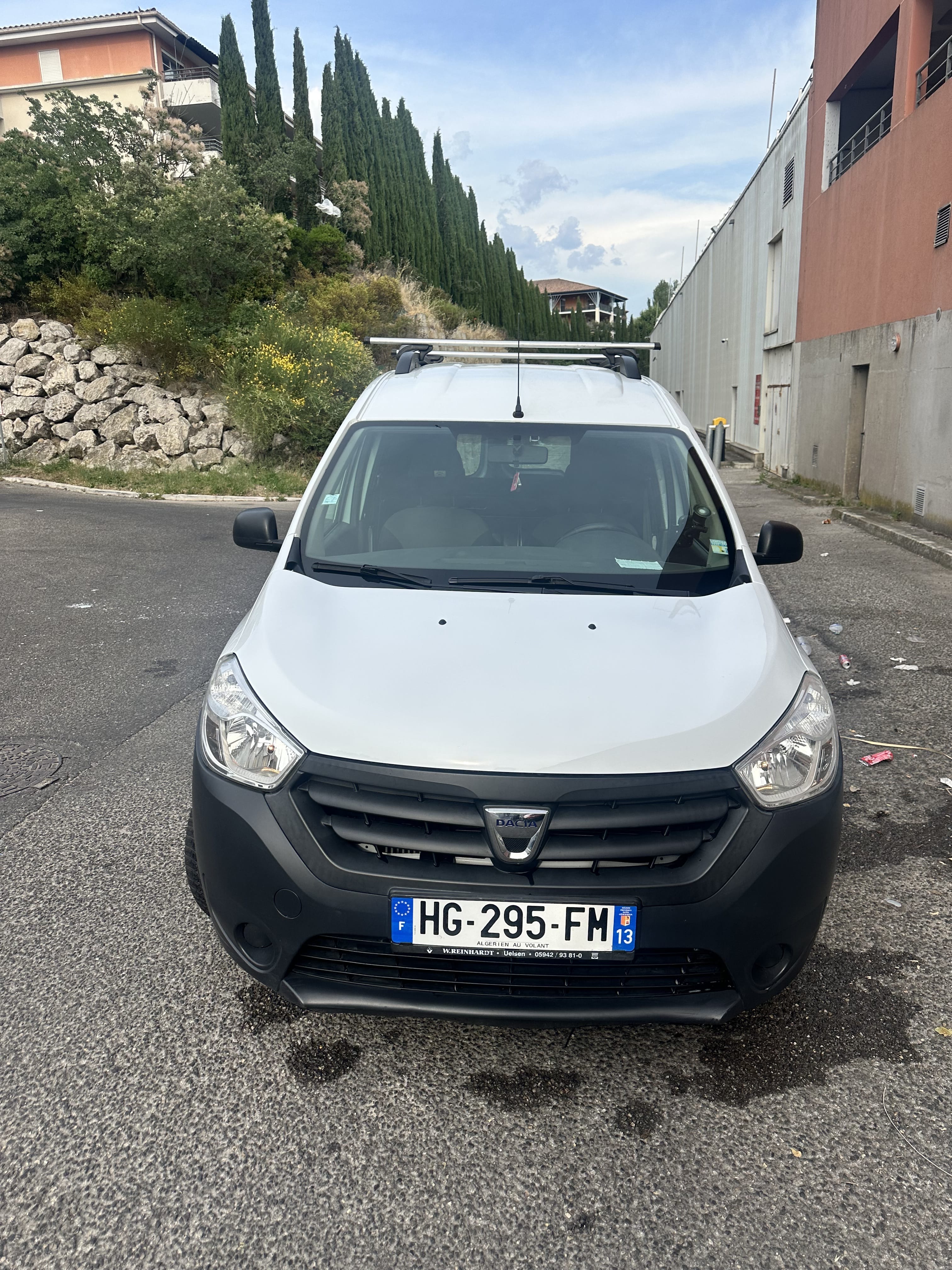 Dacia Dokker with Backup camera